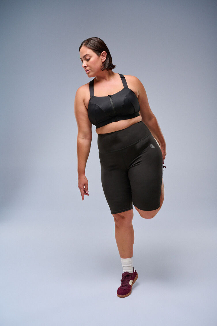 Biustonosz sportowy z wysokim wsparciem, , Model