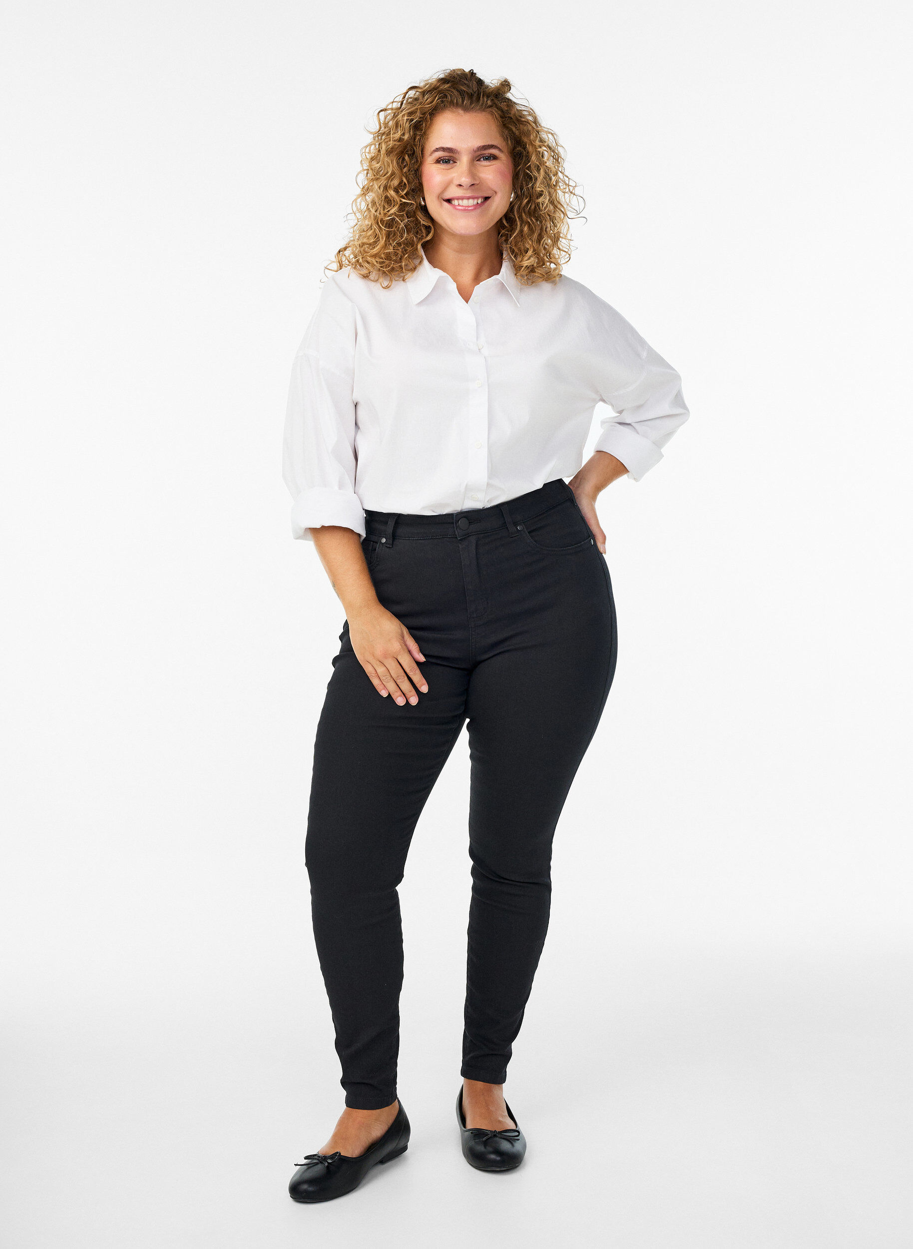 Jeansy super slim z wysokim stanem Amy, Czarne, Model