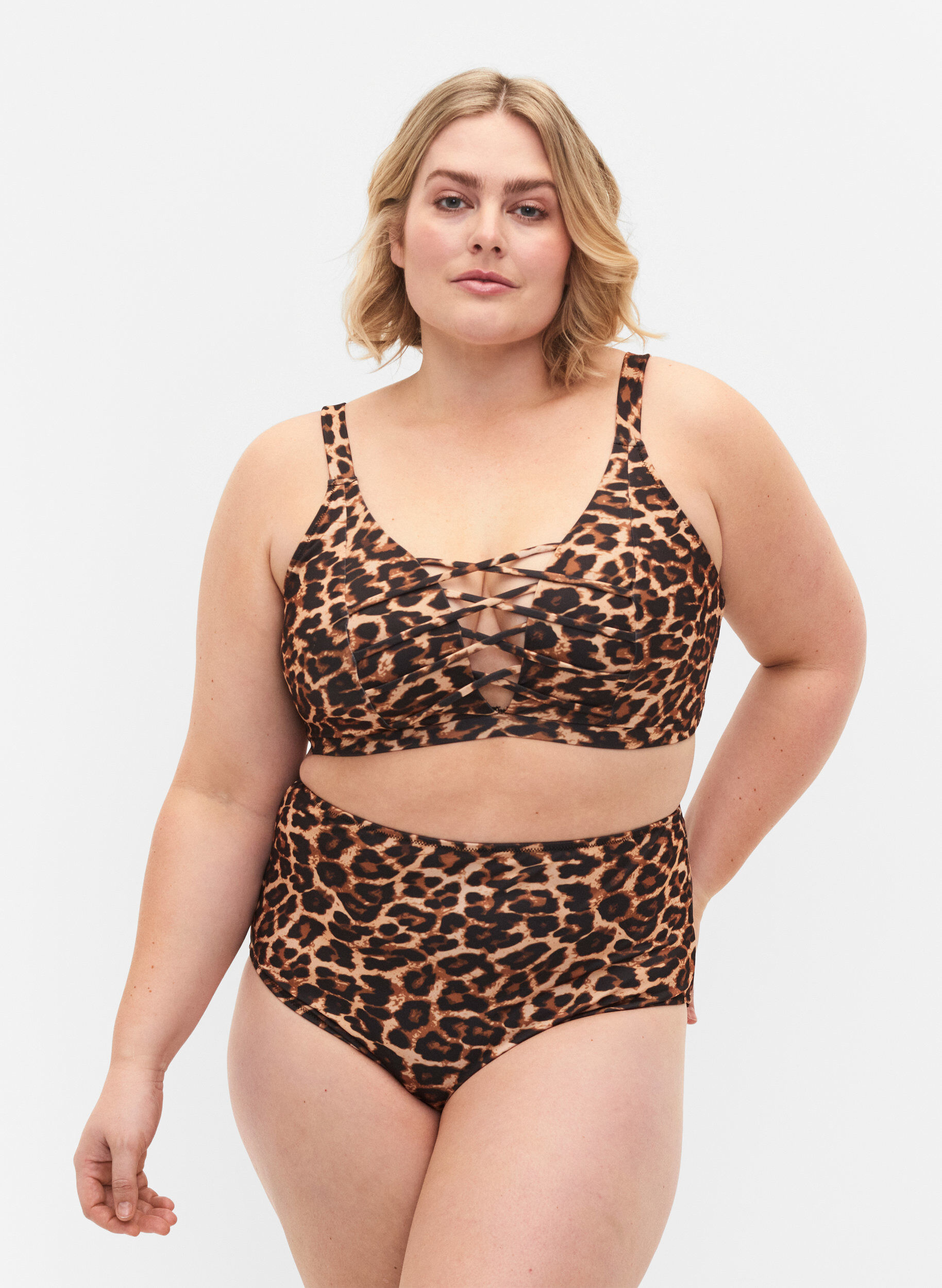 Zizzi D&oacute;l od bikini z wysokim stanem i nadrukiem w panterke, Leopard Print, Model image number 0