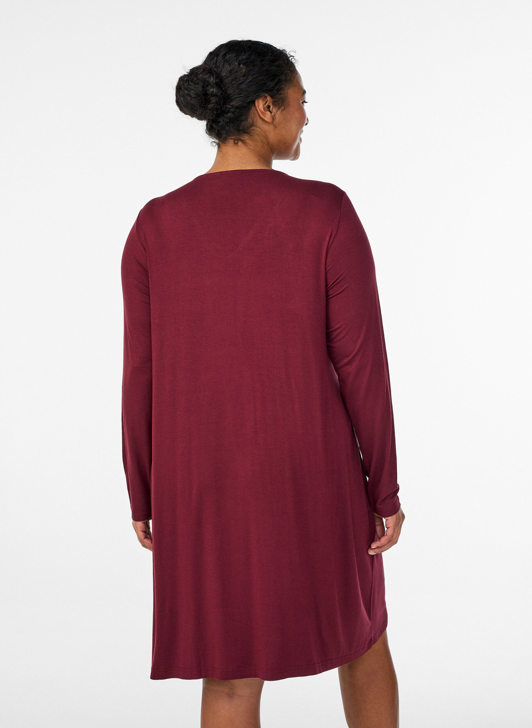 Zizzi Koszula nocna z dlugim rekawem, dekoltem w serek i koronkowa wstawka, Czerwony, Model image number 2