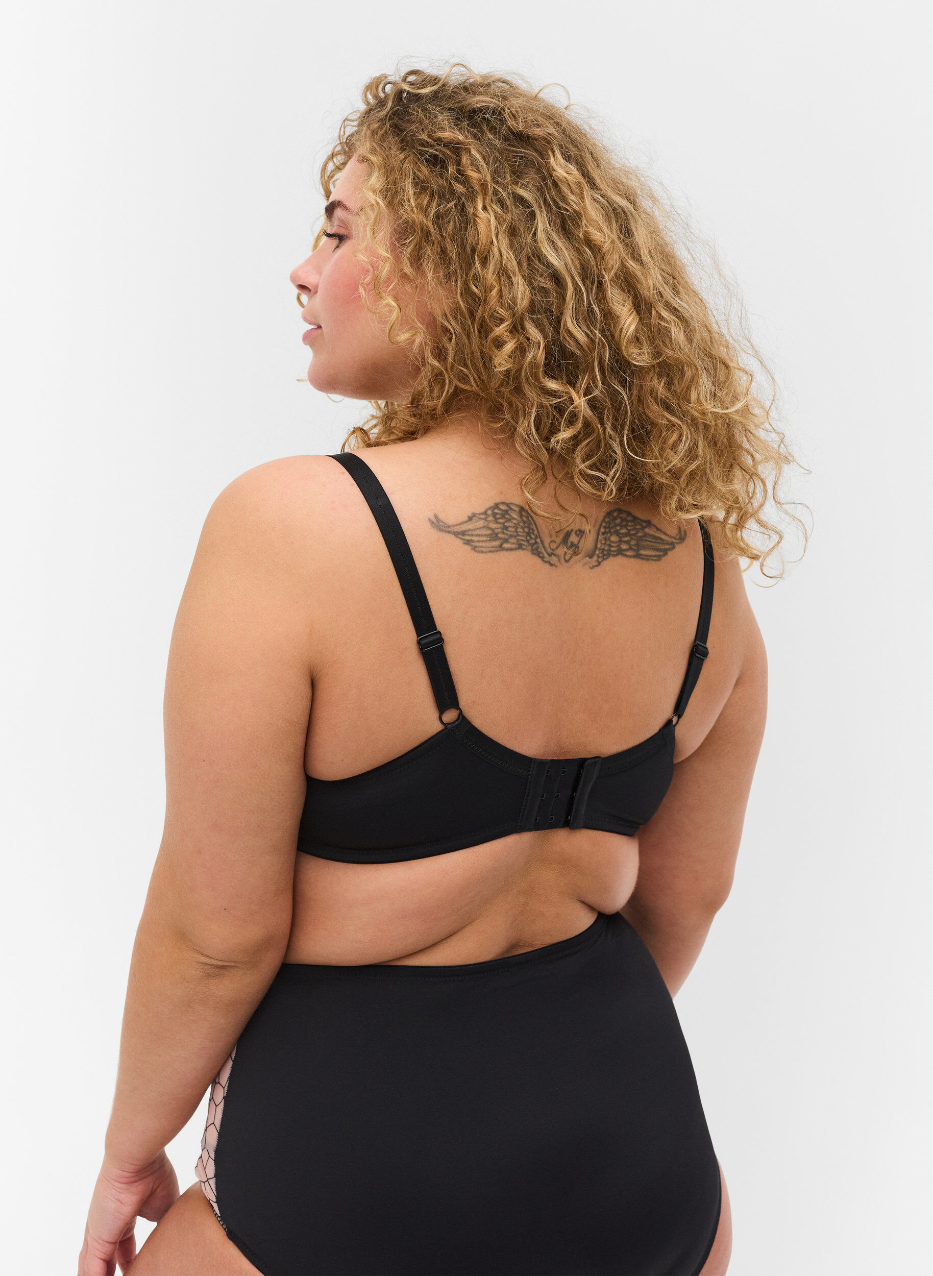 Zizzi Patterned underwire bra, Black, Model image number 1