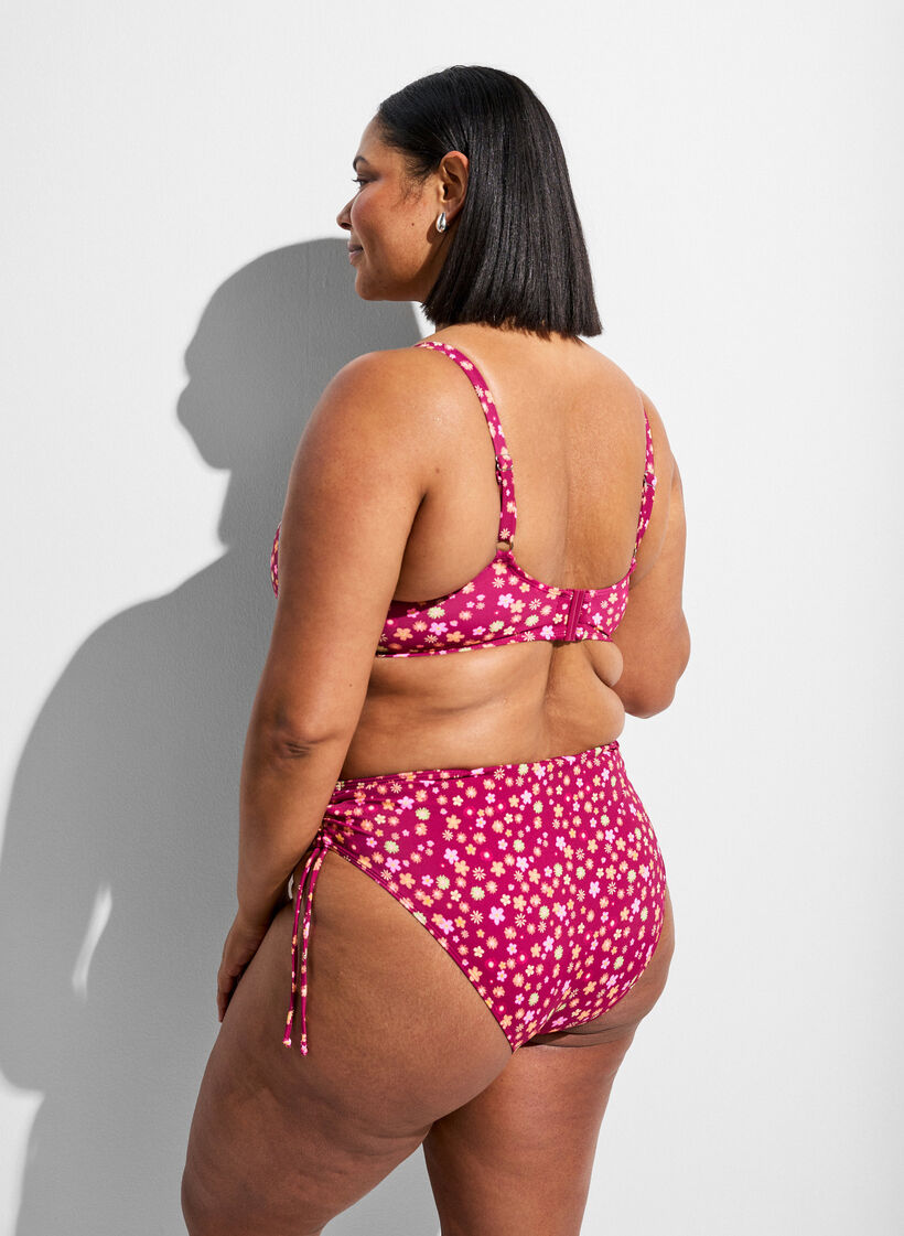 Figi damskie Tai zawiazywane na kokardke i nadrukiem kwiatowym, Czerwony, Model image number 1