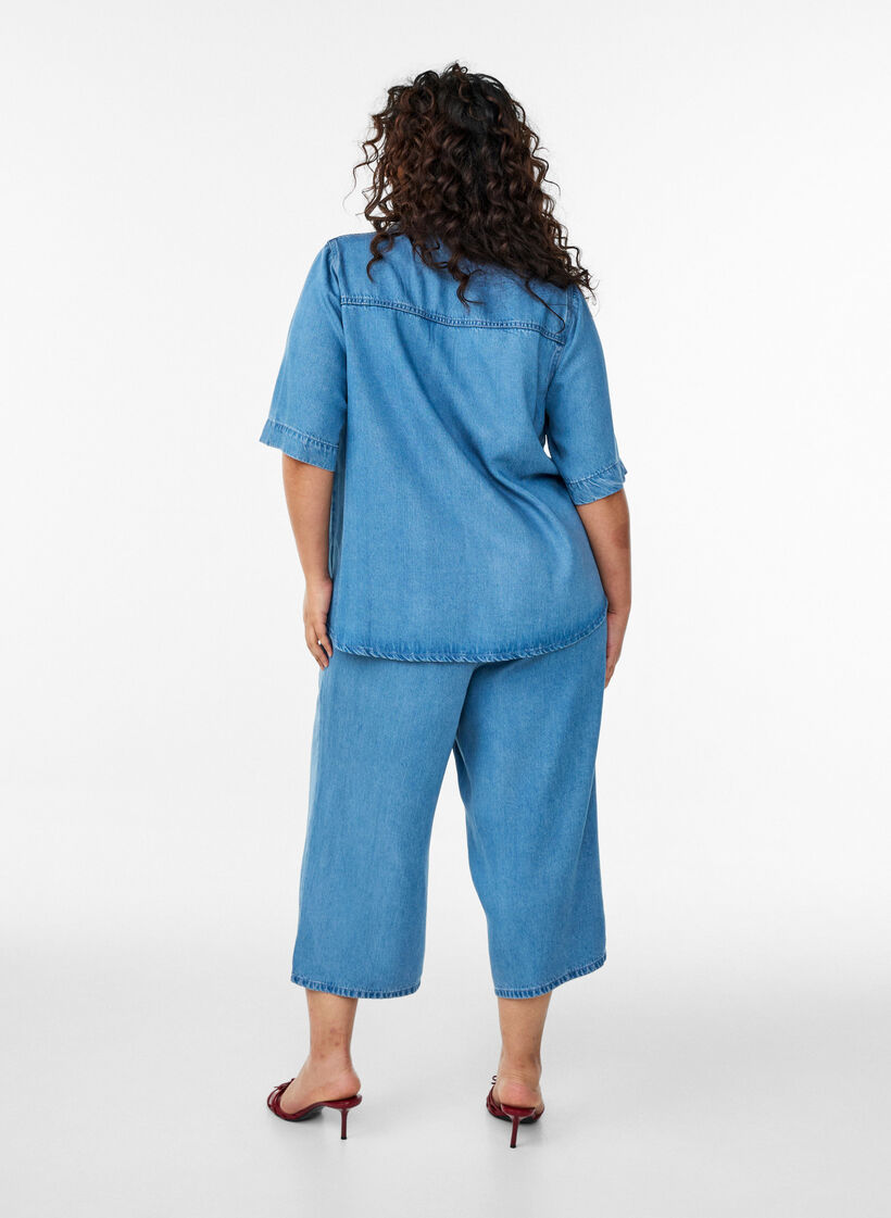 Koszula z lyocellu w stylu dzinsowym z kr&oacute;tkim rekawem, Niebieskie, Model image number 2