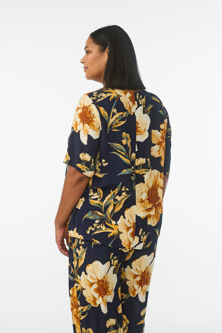 Wiskozowa bluzka z kr&oacute;tkim rekawem i nadrukiem, Niebieskie, Model image number 2