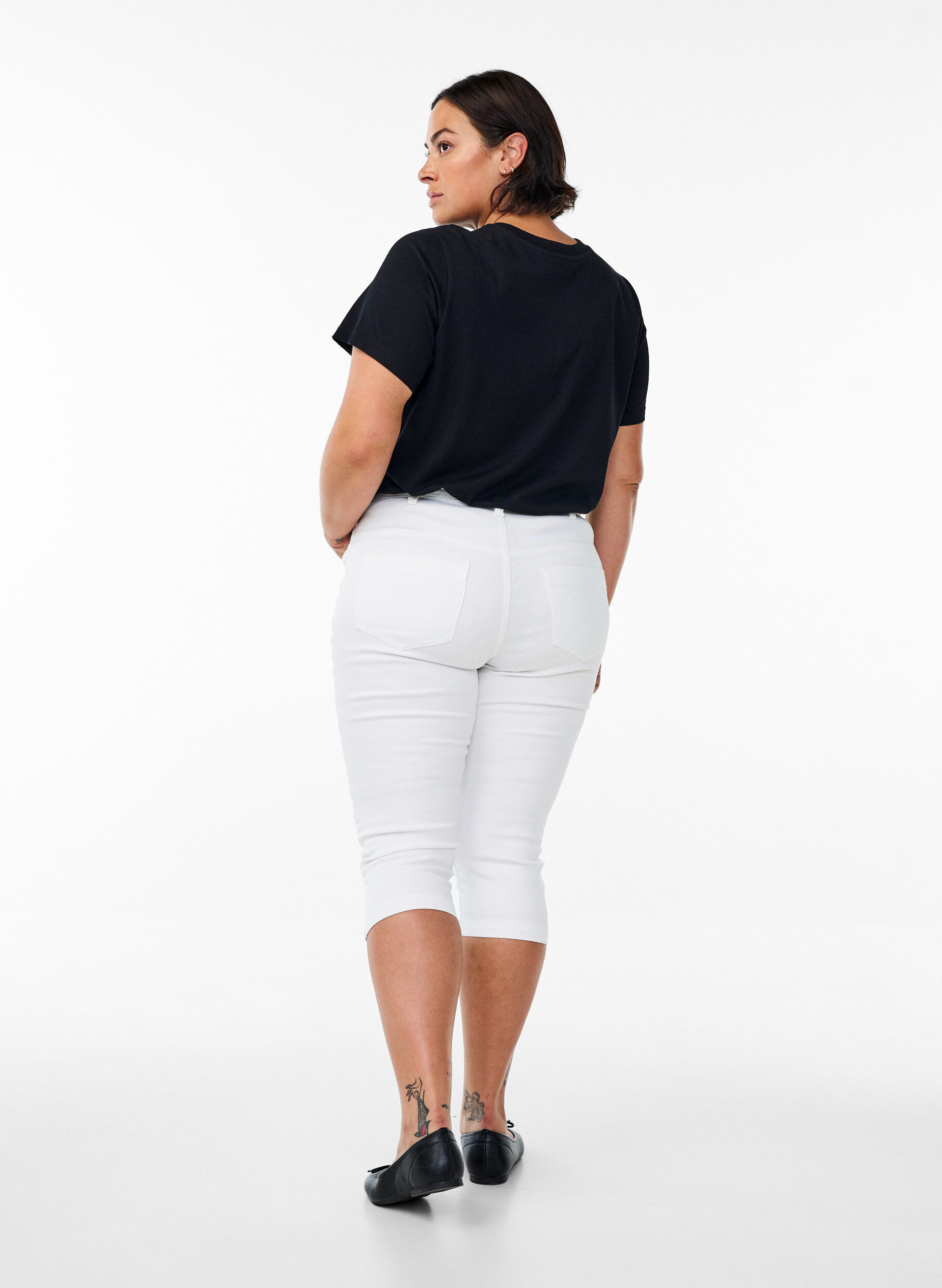 ZizziAmy capri jeans z wysokim stanem i bardzo dopasowanym krojem, Biały, Model image number 1