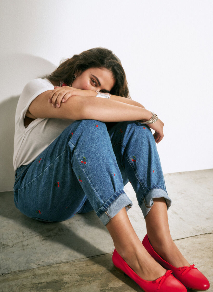  Jeansy Mille typu mom fit z haftem, Niebieskie, Image image number 1