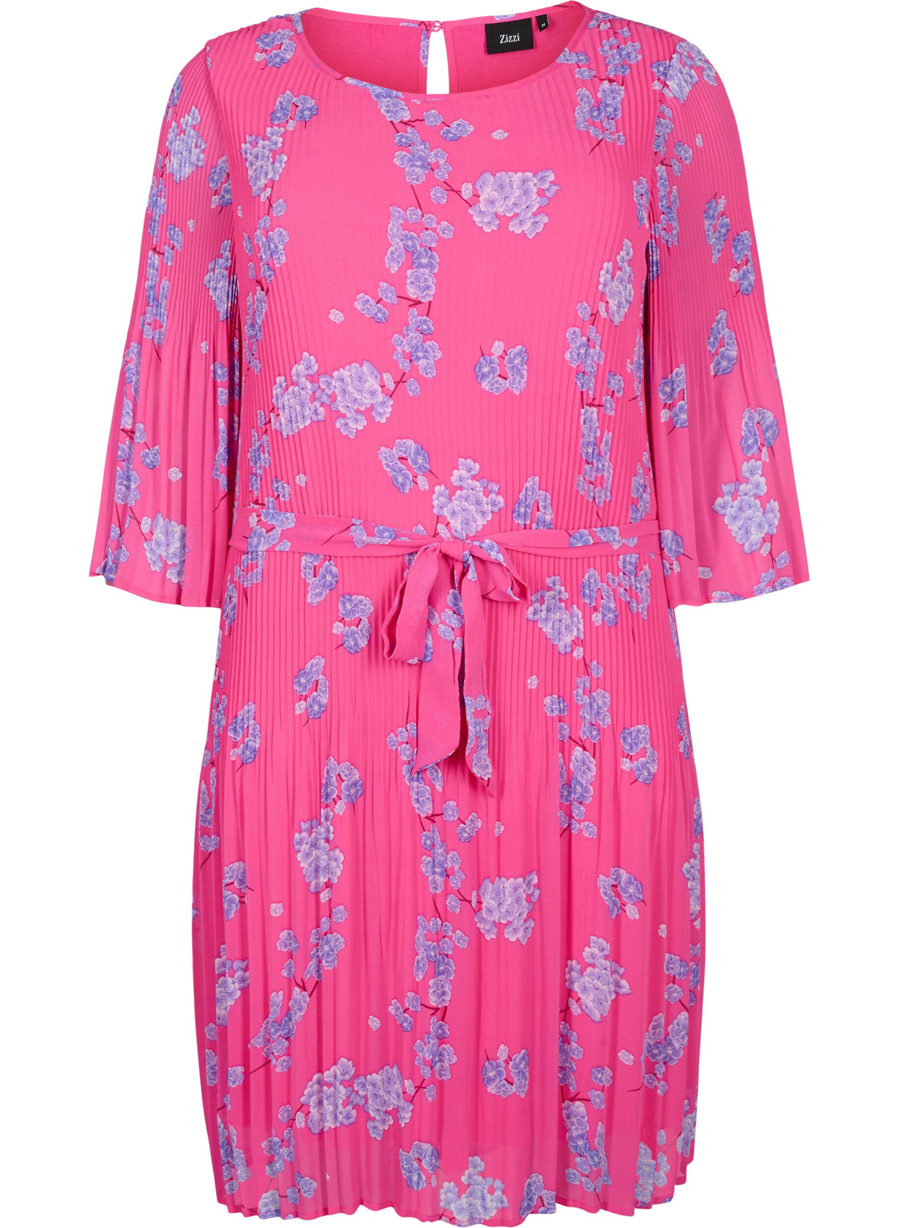 Zizzi Wzorzysta plisowana sukienka z wiazaniem, Beetroot Purple AOP, Packshot image number 0