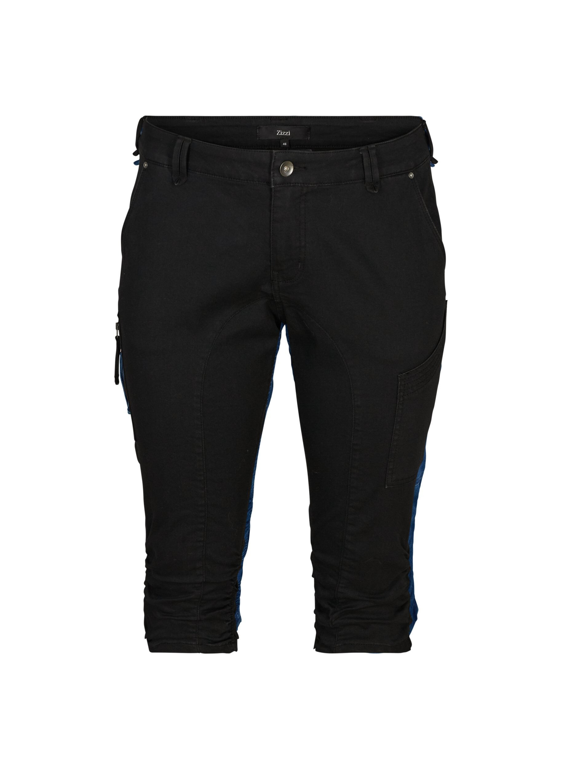 Jeansy capri o dopasowanym kroju z kieszeniami