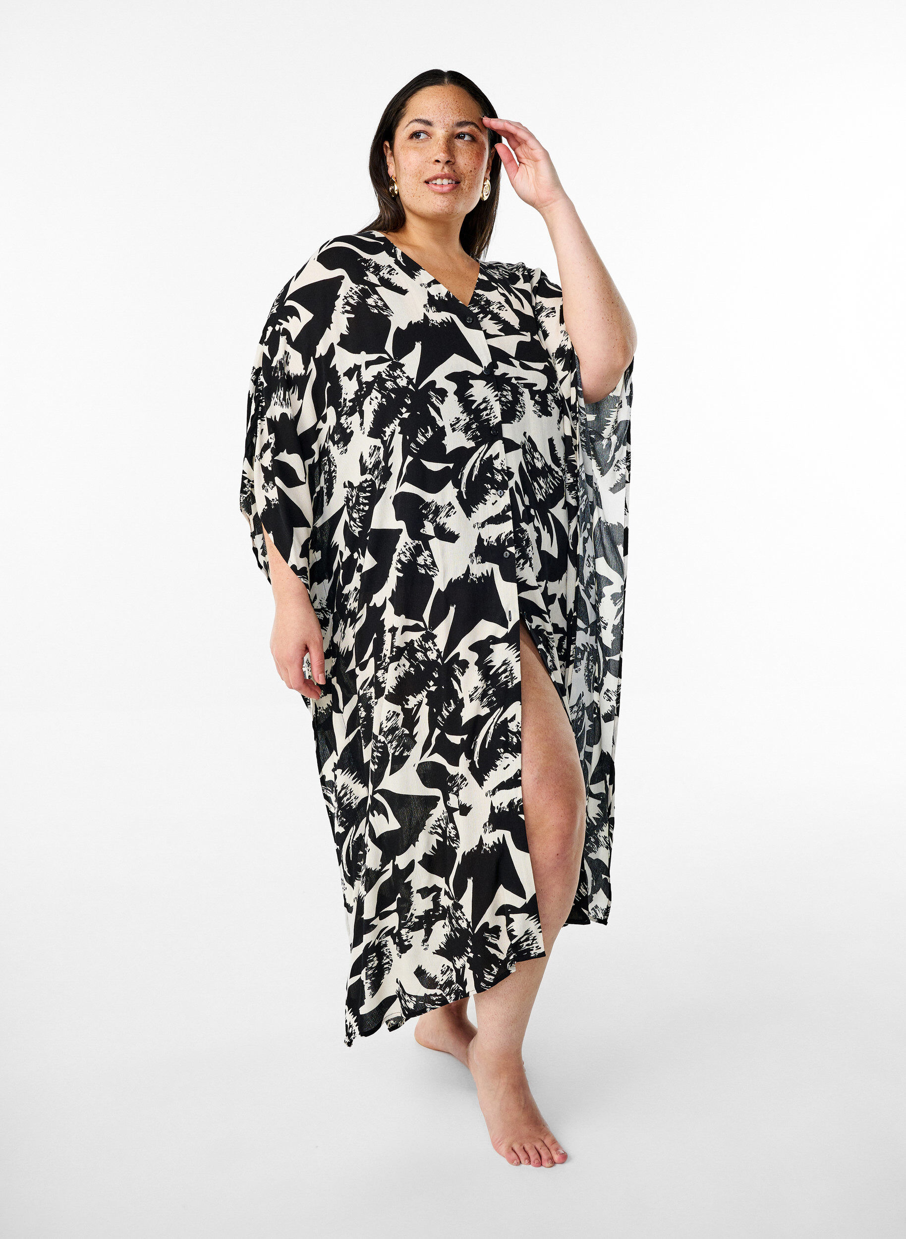 Zizzi Kaftan plazowy z guzikami, Beżowy, Model image number 0