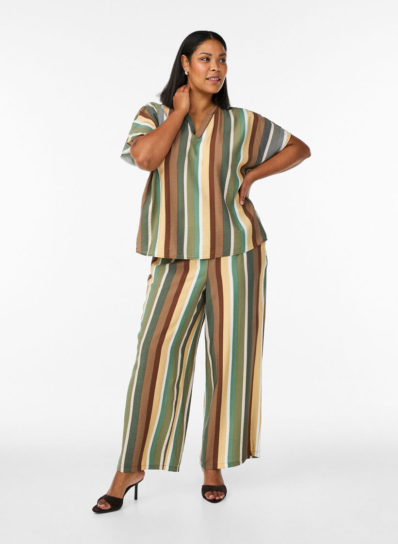 Bluzka z wiskozy w paski z kr&oacute;tkim rekawem, Brązowy, Model image number 1