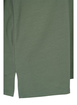 Jednokolorowa bawelniana bluzka z 3/4-length rekawami i rozcieciami, Thyme, Packshot image number 3
