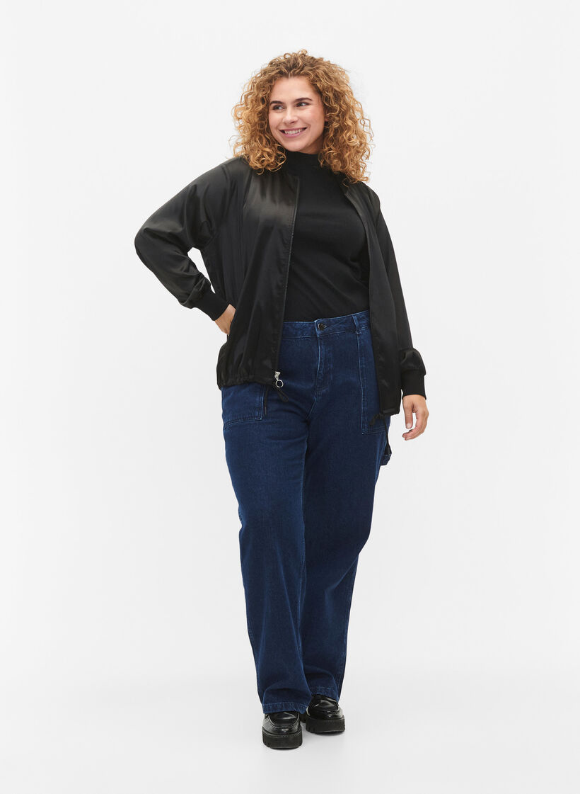 Bomberka z zamkiem blyskawicznym i sznurkami, Black, Model image number 2