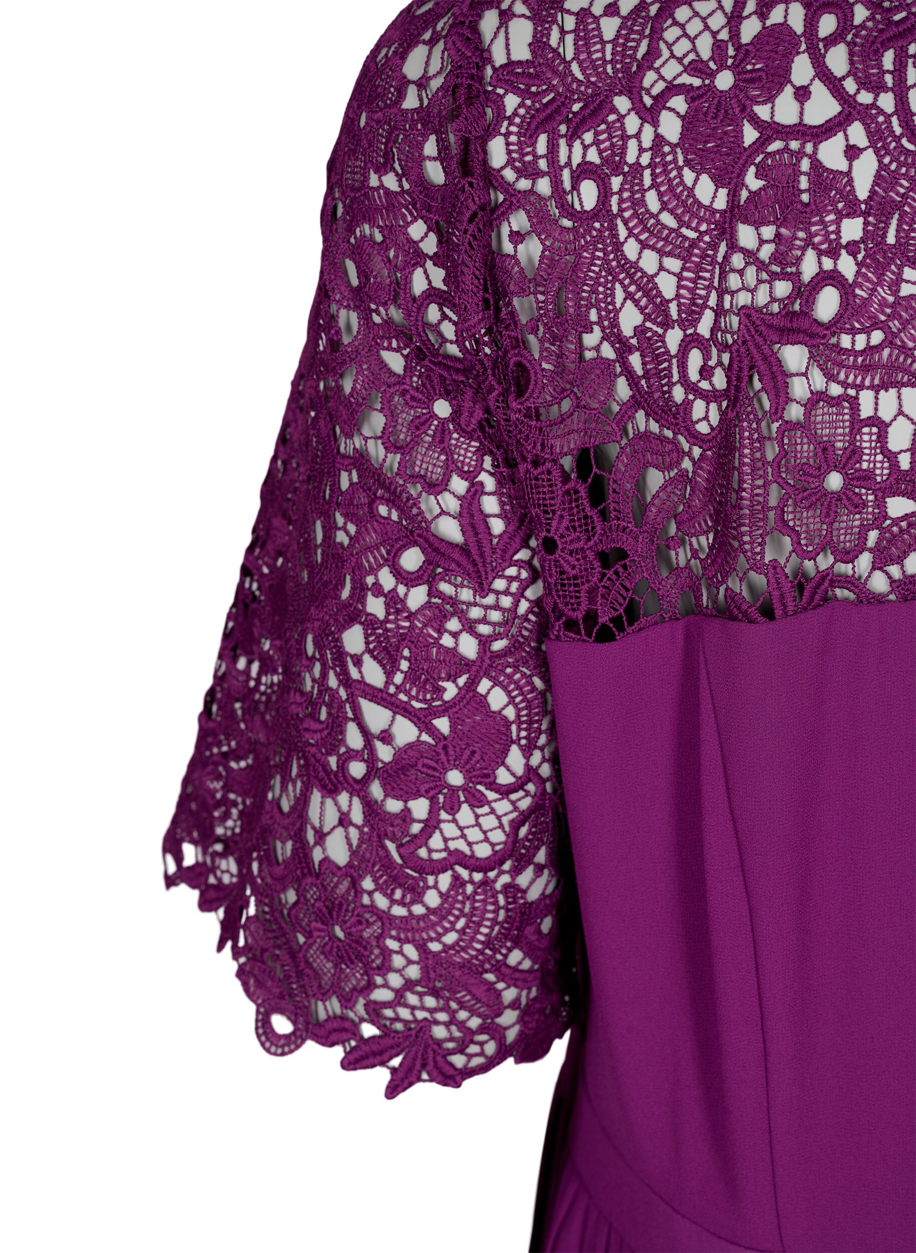 Zizzi Short sleeve dress with lace top, Grape Juice, Packshot image number 3