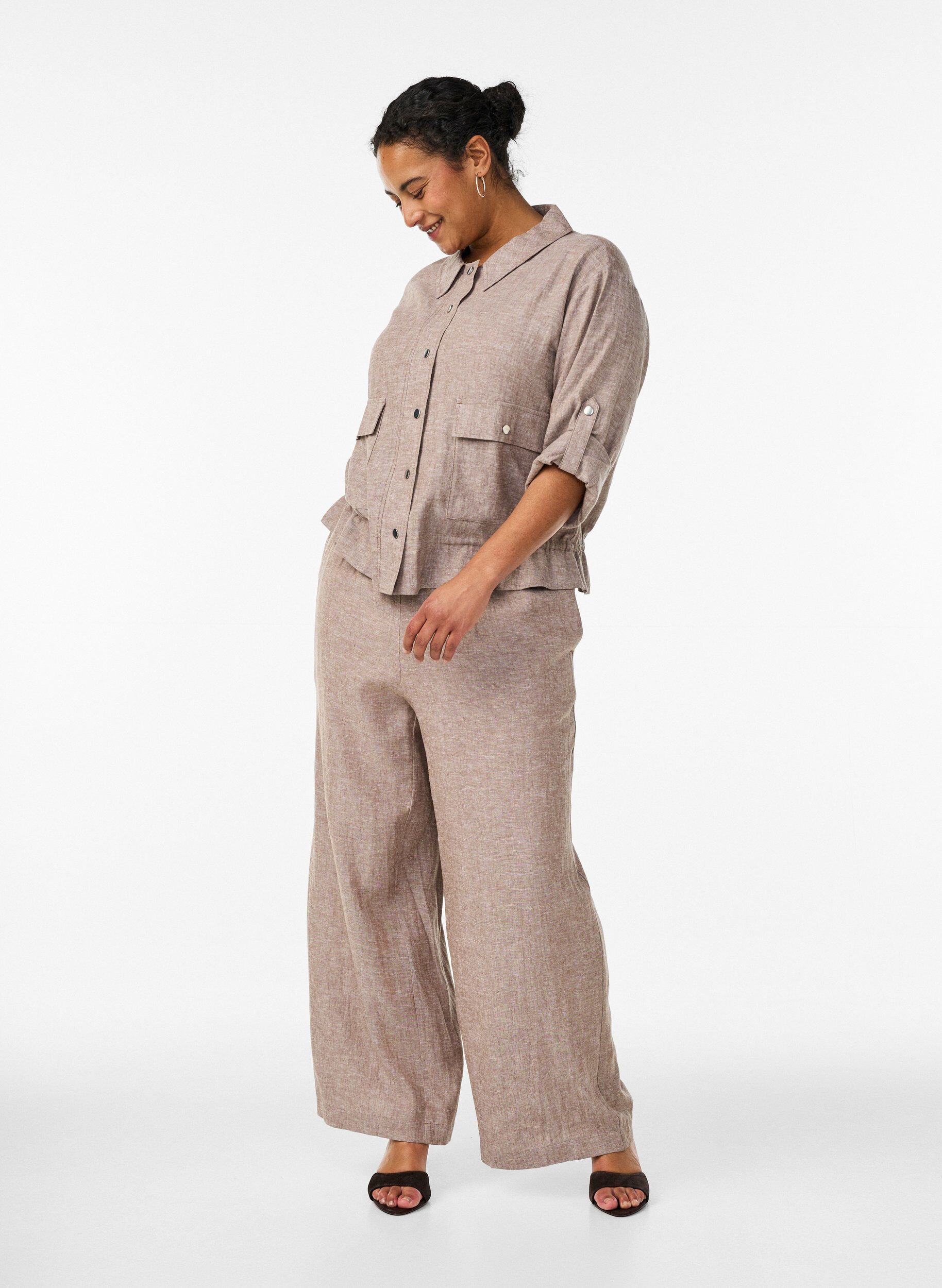 Zizzi Bluzka z lnu i wiskozy z regulowana talia, Brązowy, Model image number 1