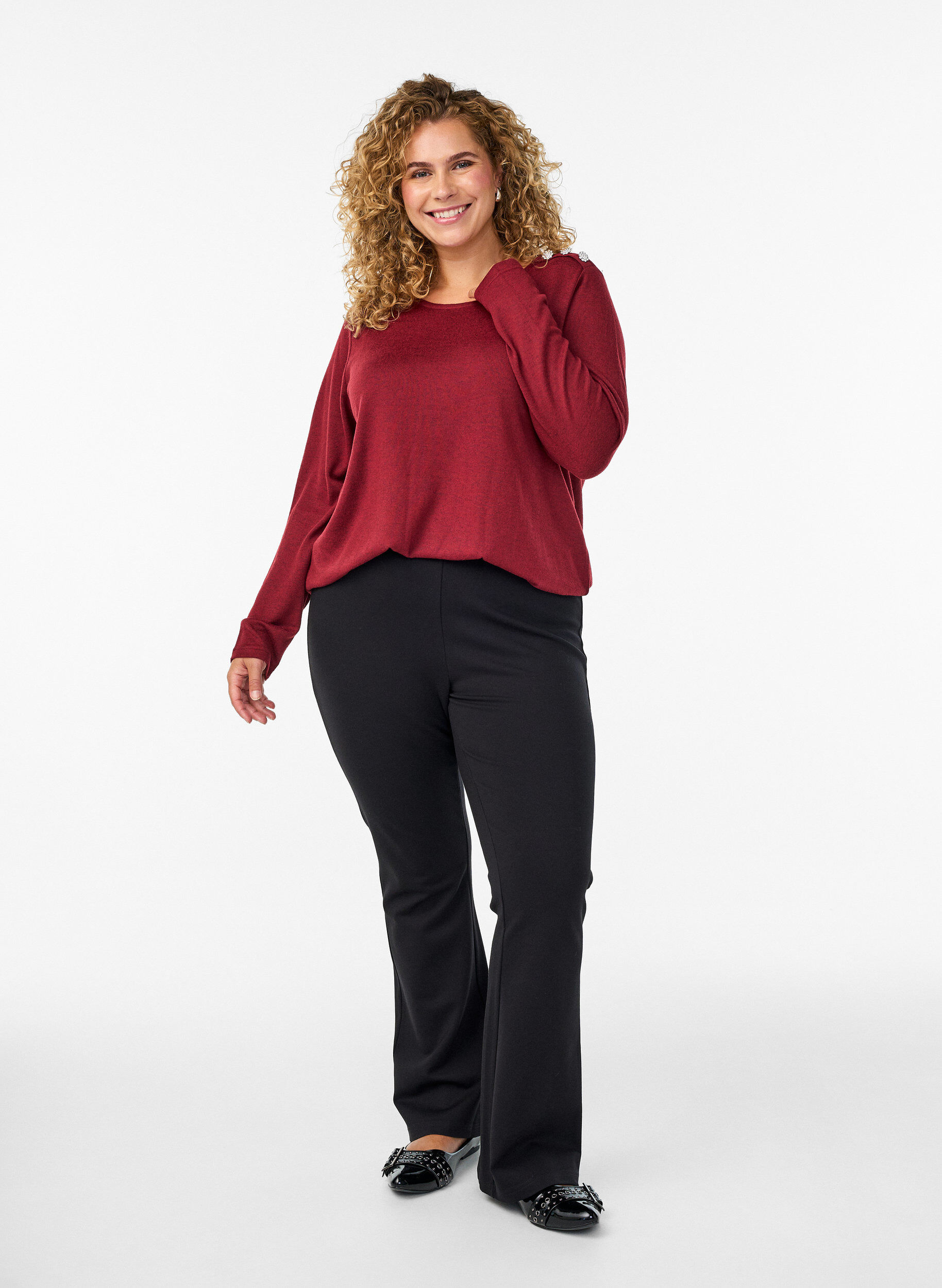 Spodnie typu bootcut z mieszanki wiskozy, Czarne, Model