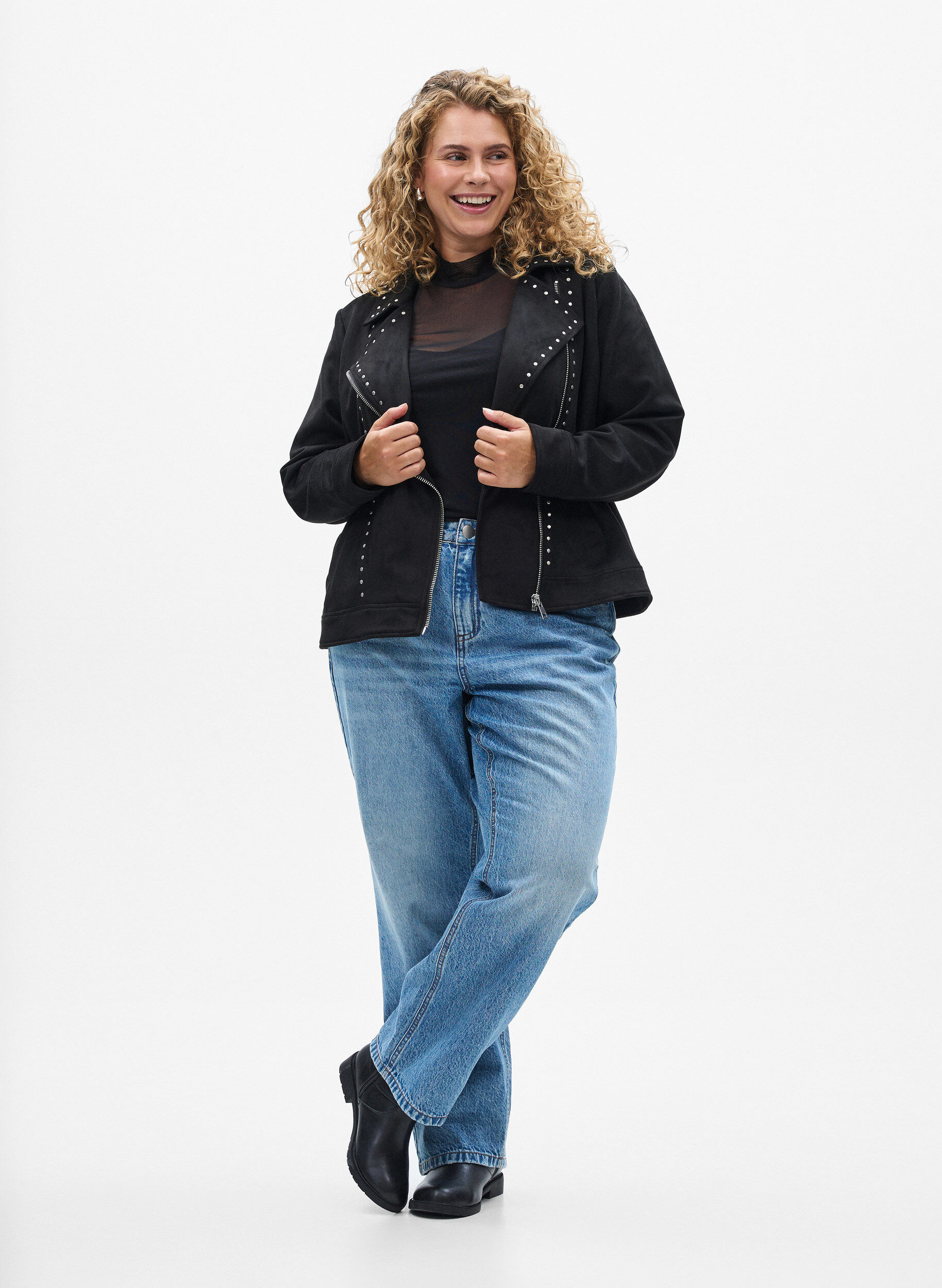 Zizzi Kurtka motocyklowa ze sztucznego zamszu z&nbsp;cwiekami, Czarne, Model image number 1