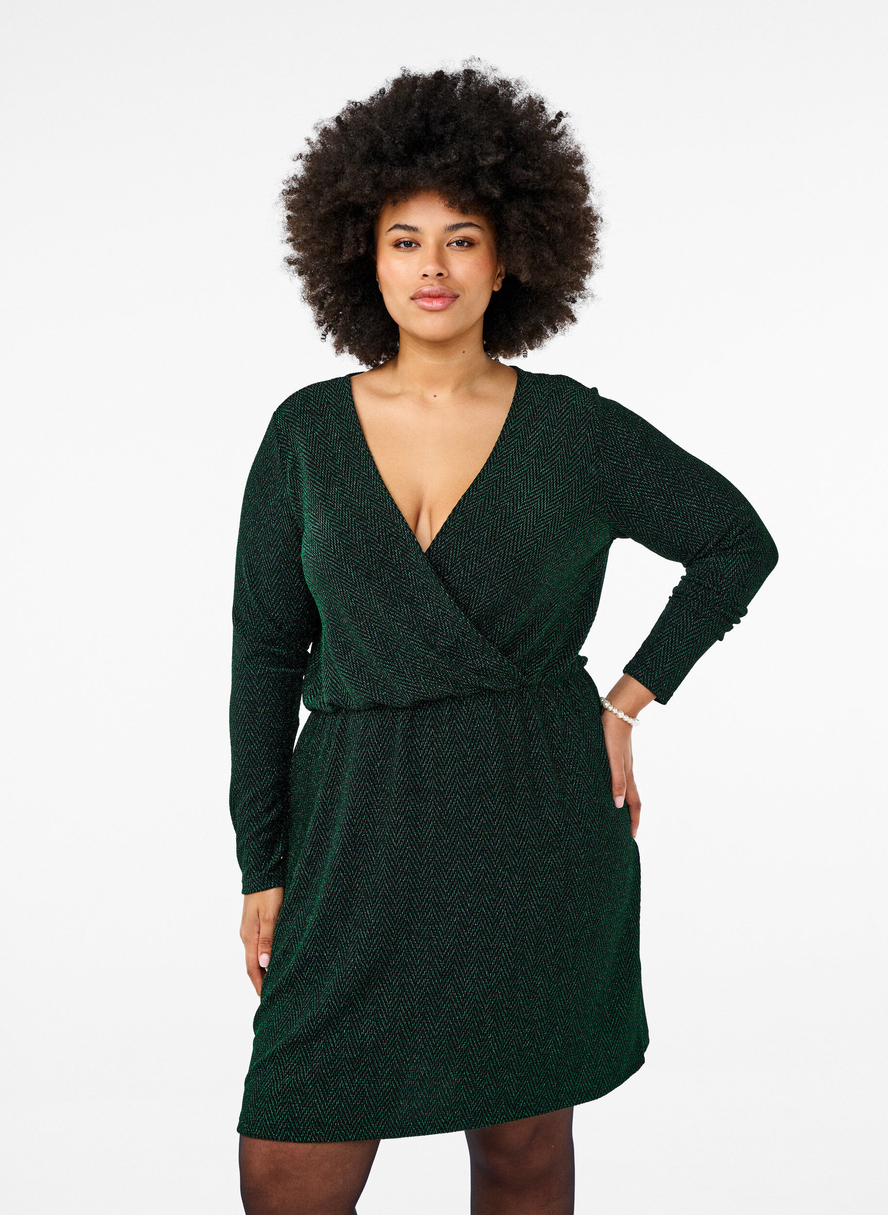 Zizzi Blyszczaca sukienka w zygzaki, Scarab ZigZagShimmer, Model image number 0