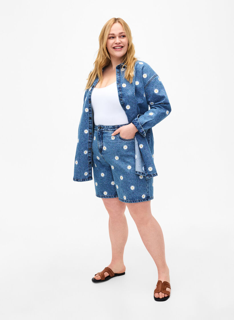  Szorty Mille z wysokim stanem w haftowane kwiaty, L.B. Flower, Model image number 3