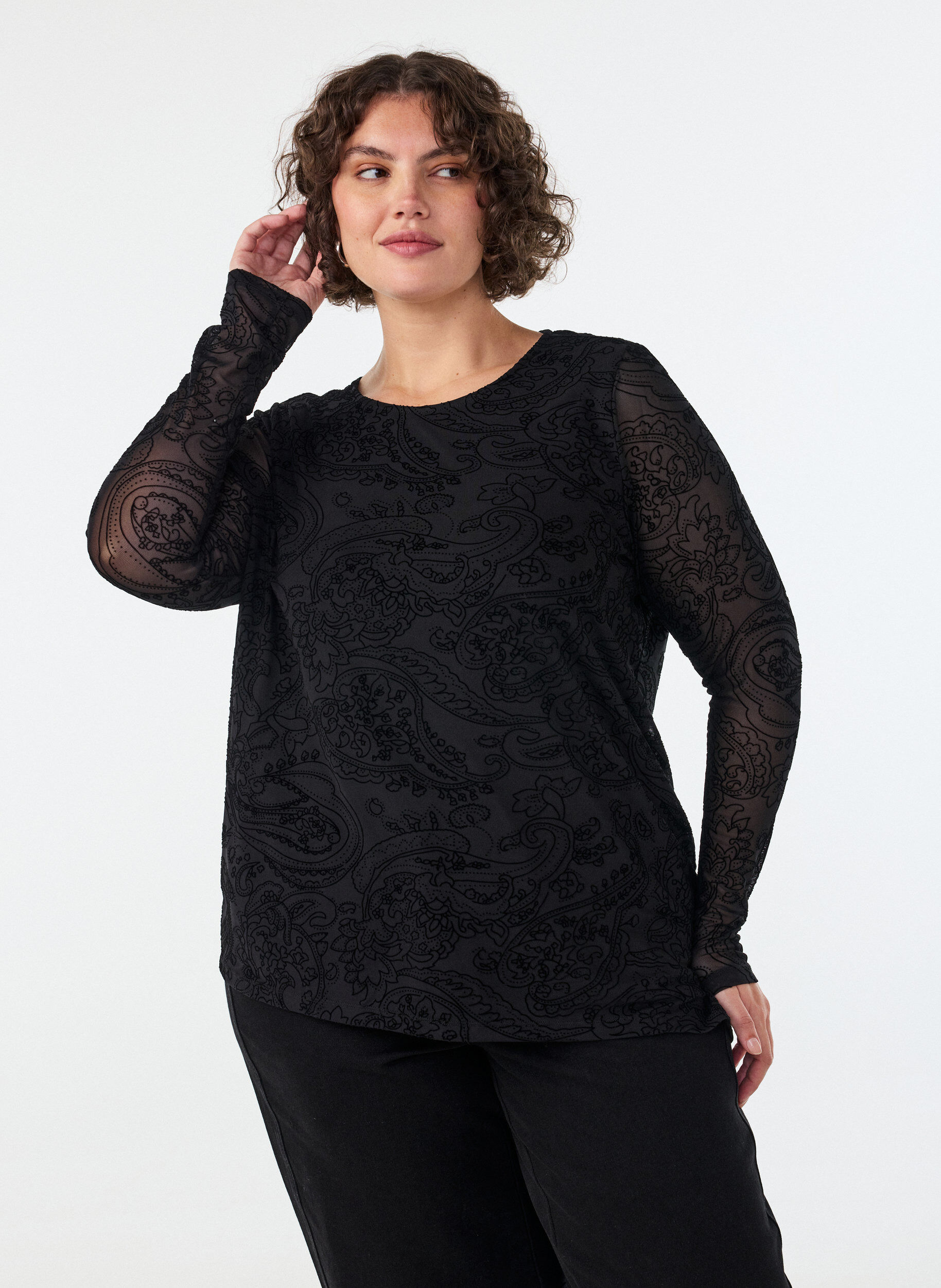 ZizziBluzka z siateczki we wz&oacute;r paisley z asymetrycznym dolem, Czarne, Model image number 0