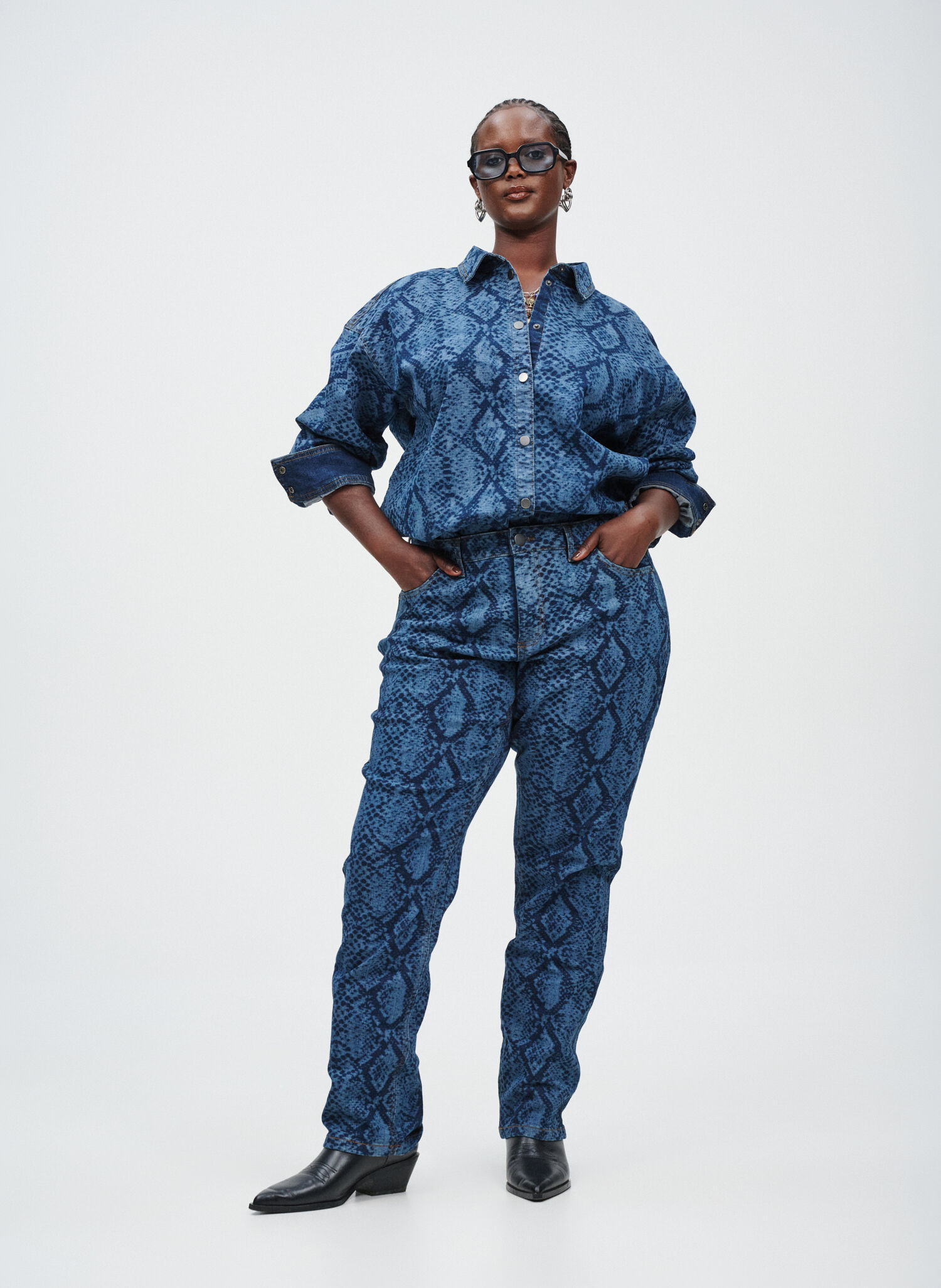 Zizzi Denim set, , Model