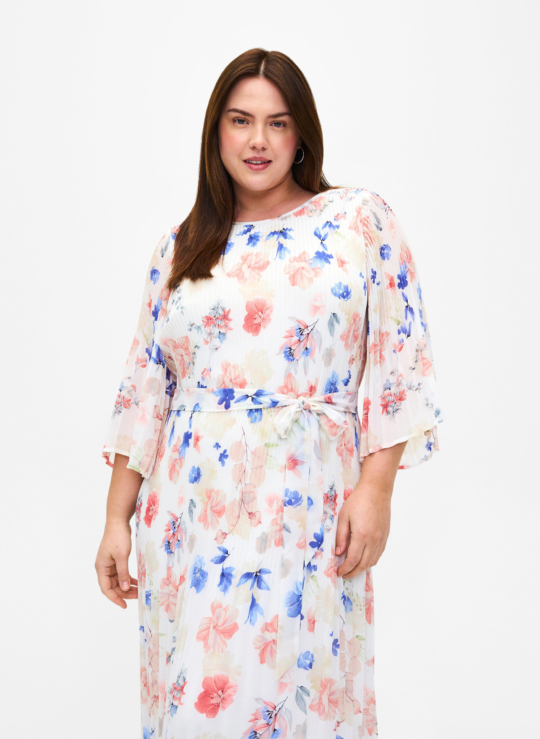 Zizzi Kwiecista plisowana sukienka ze sznurkiem, White/Blue Floral, Model image number 2