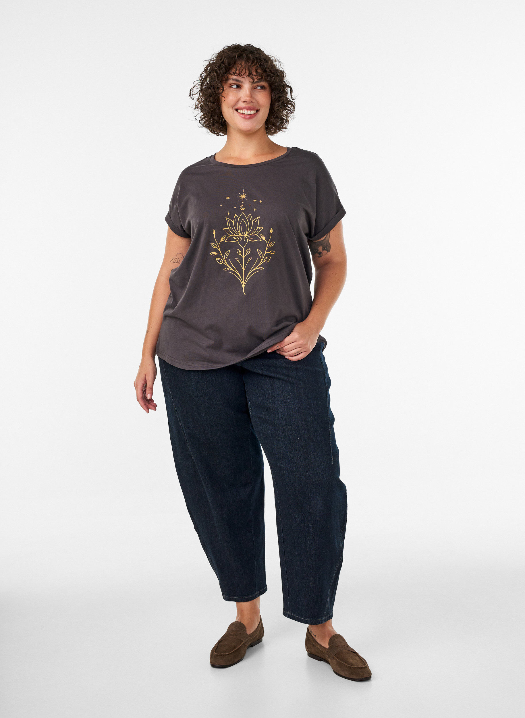 ZizziT-shirt z ozdobnym nadrukiem z przodu, Ciemnoszary, Model image number 1