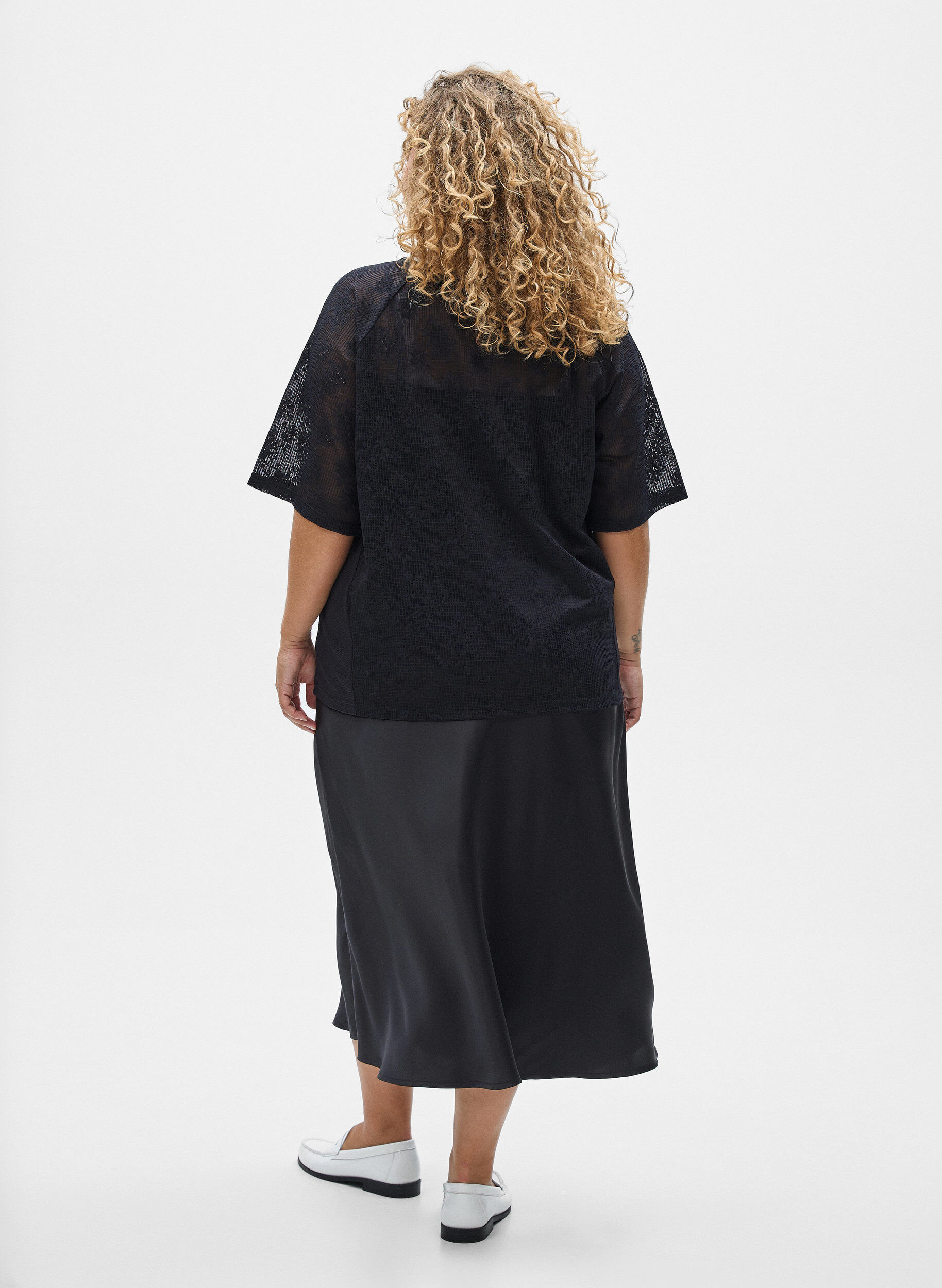 Zizzi Koronkowa koszulka z nadrukiem tekstowym, Czarne, Model image number 2