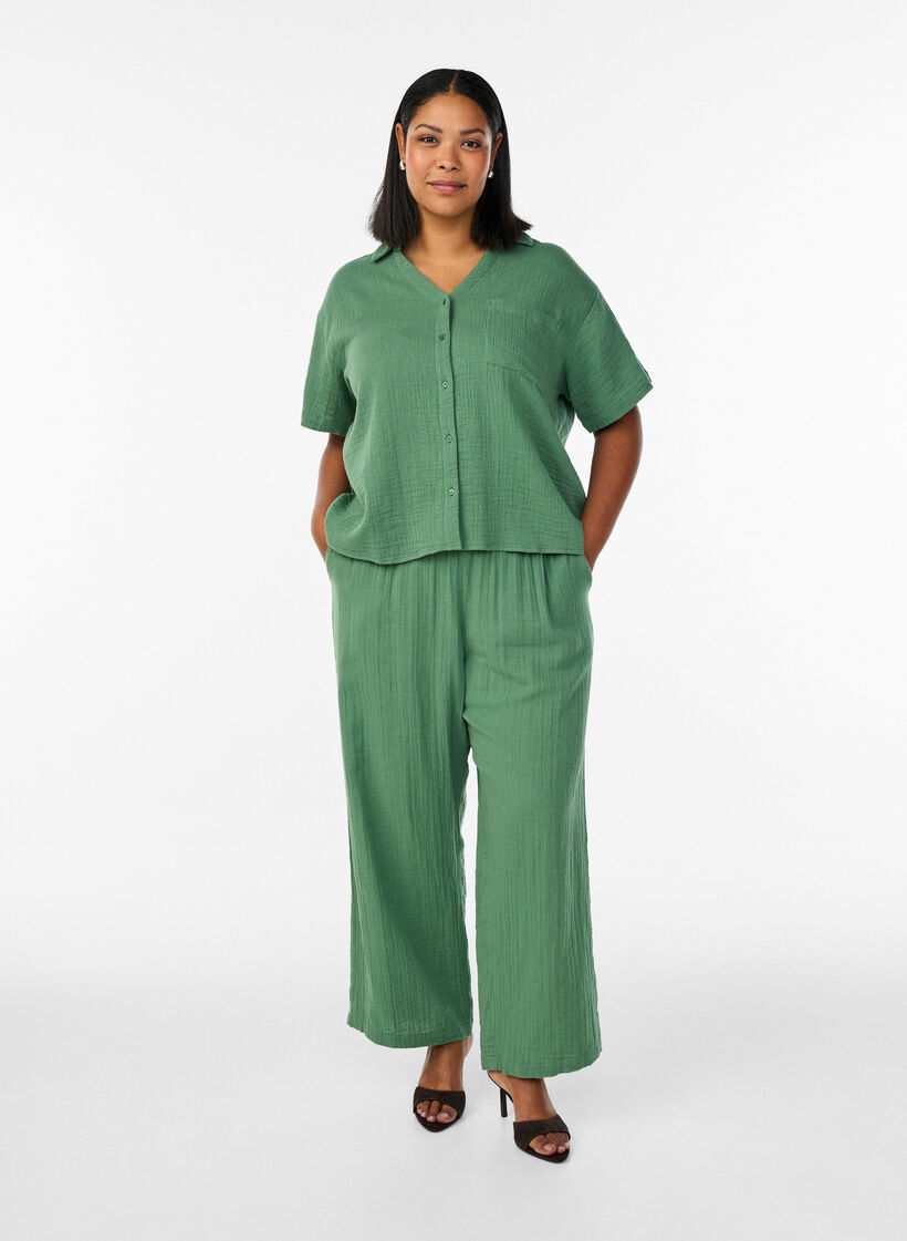 Bluzka z bawelnianej muslinowej tkaniny z kr&oacute;tkim rekawem, Zielony, Model image number 1