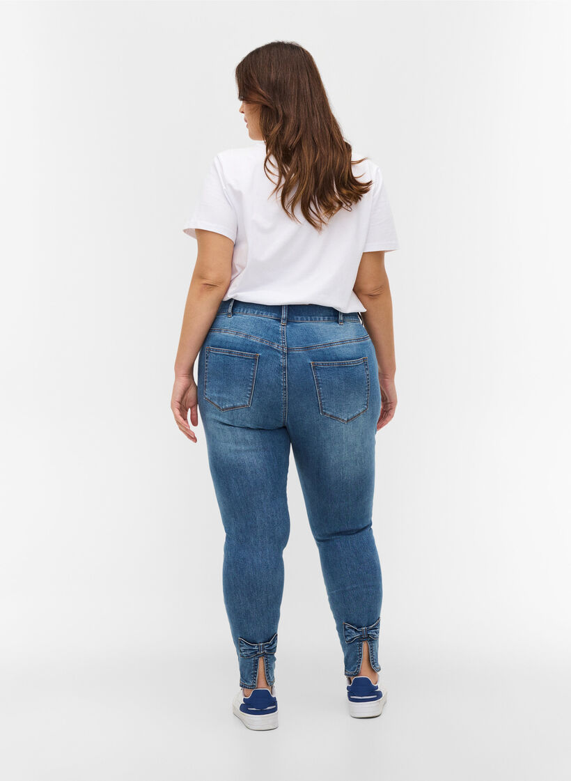 Cropped Amy jeans with a high waist and bows, Blue denim, Model image number 1