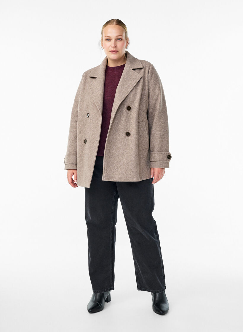 Kr&oacute;tki plaszcz z dwurzedowym zapieciem na guziki, Beżowy, Model image number 1