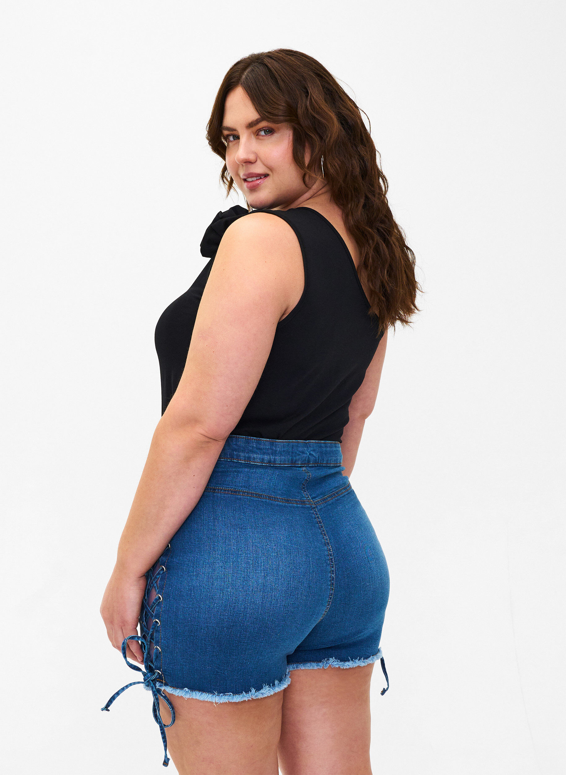 Zizzi Szorty jeansowe ze sznurowaniem, Blue Denim, Model image number 1