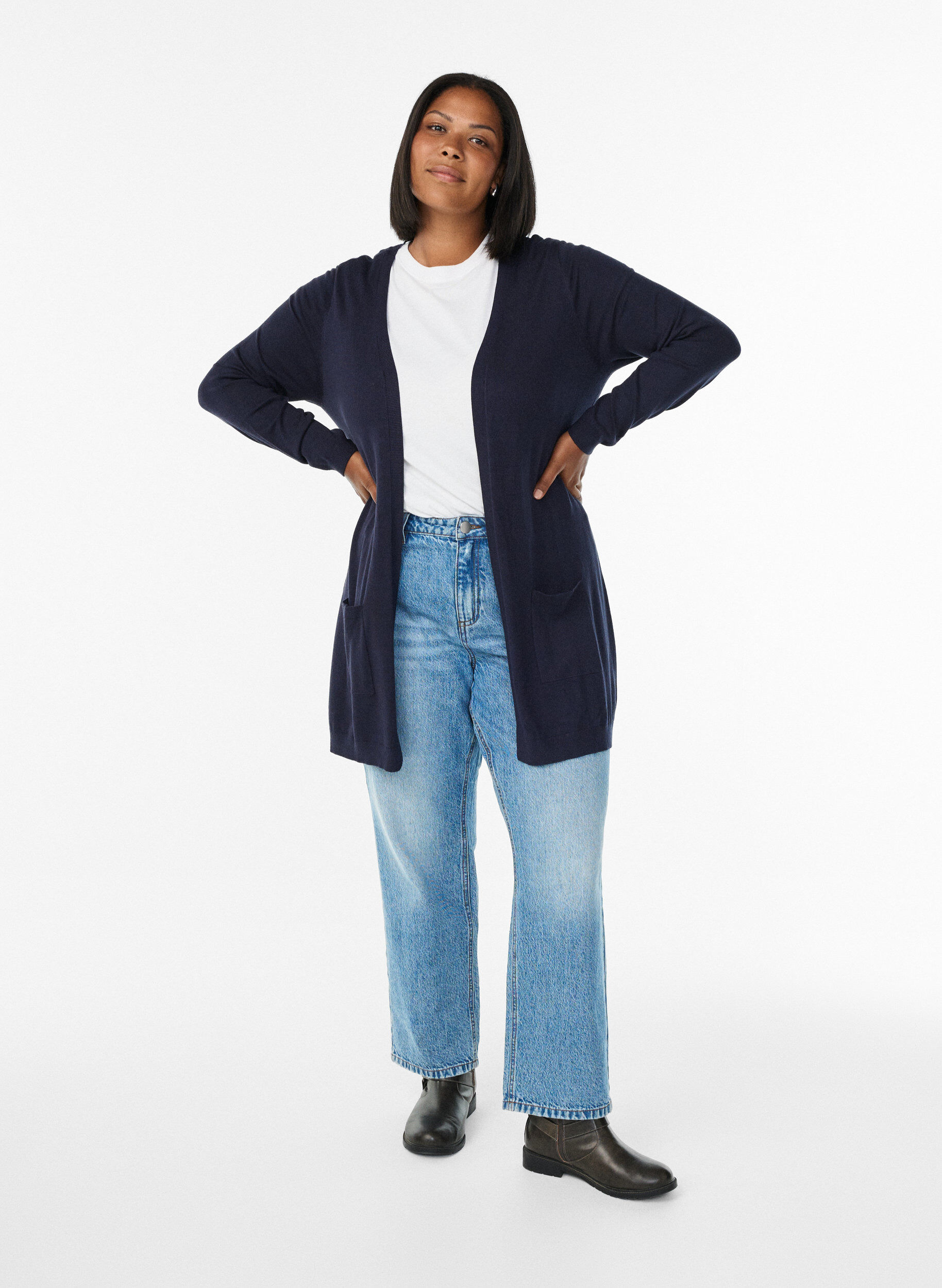 Zizzi Dlugi, dzianinowy kardigan z mieszanki wiskozy, Niebieskie, Model image number 1