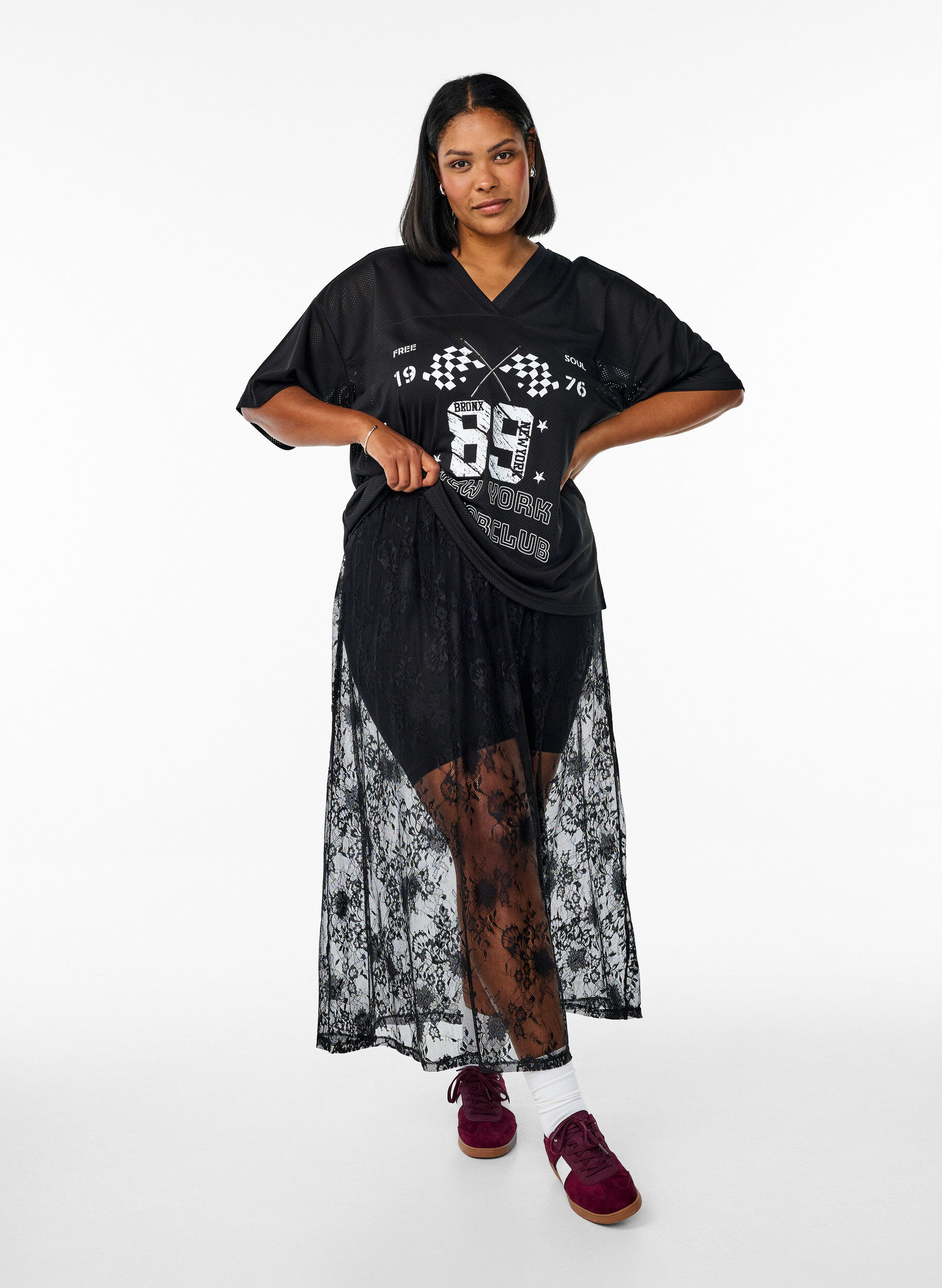 Zizzi Dluga sp&oacute;dnica z przeswitujacej koronki, Black, Model image number 0