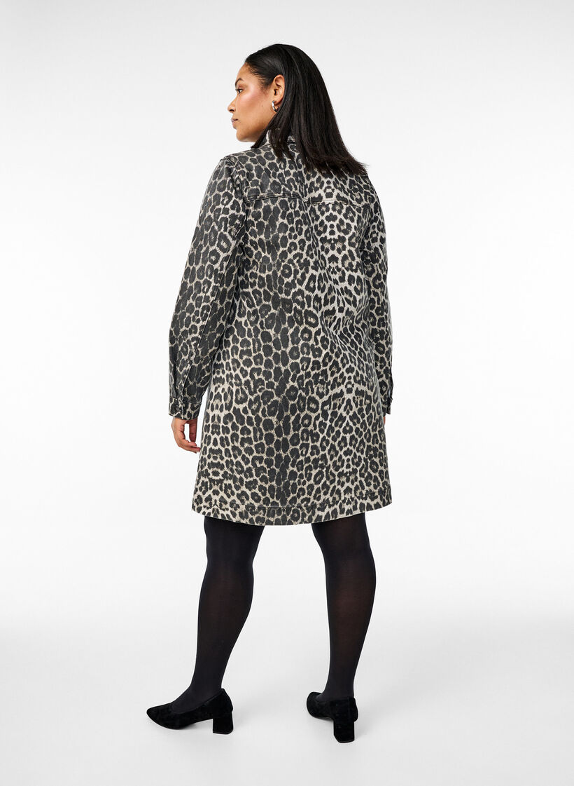 Dzinsowa sukienka w panterke z dlugim rekawem, Leo AOP, Model image number 1