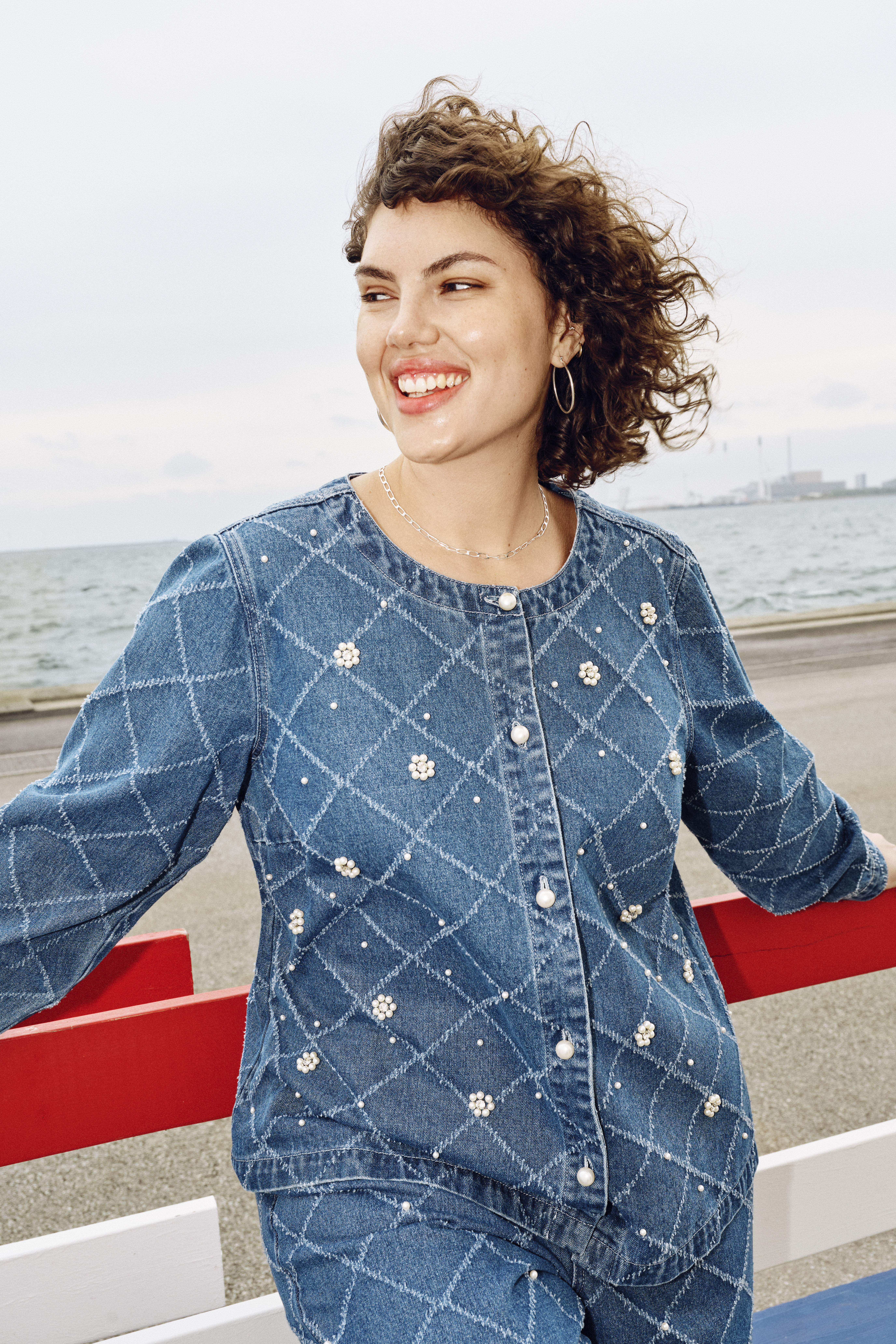 Zizzi Zestaw dżinsowy z perłowymi detalami, , Model