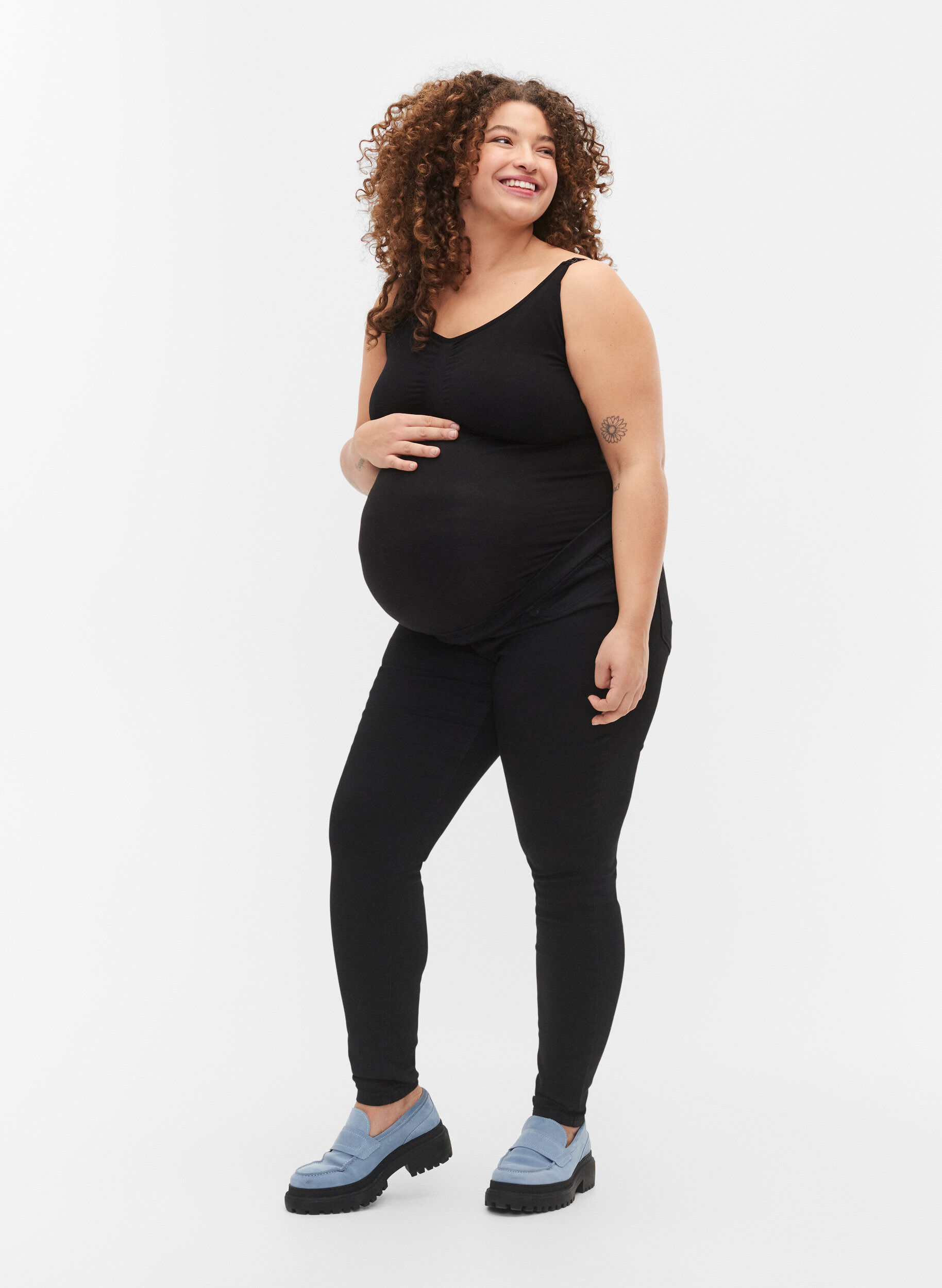 Ciazowe jegginsy z mieszanki bawelny, Czarne, Model