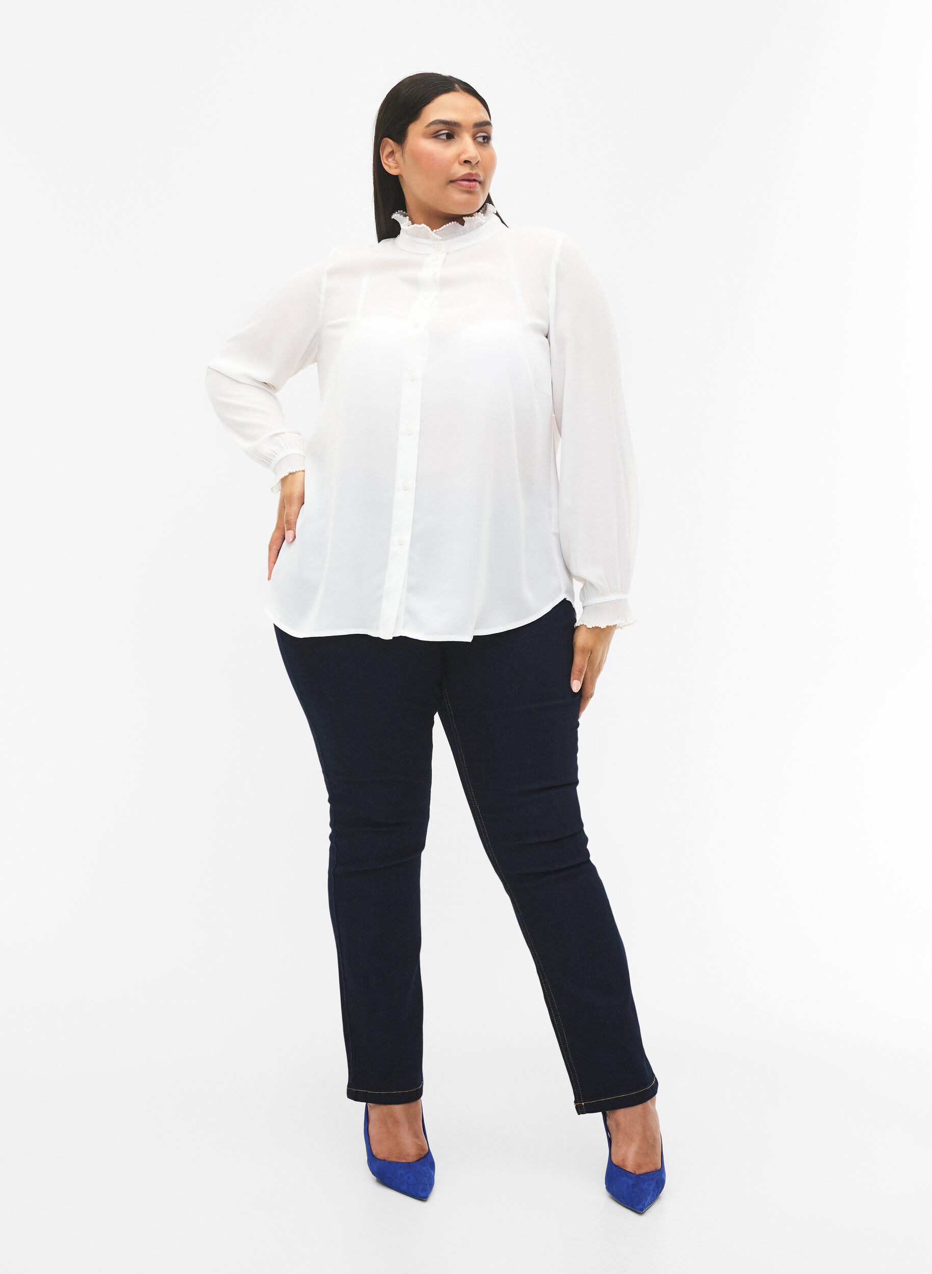 Zizzi Bluzka koszulowa z falbankami, Bright White, Model image number 4