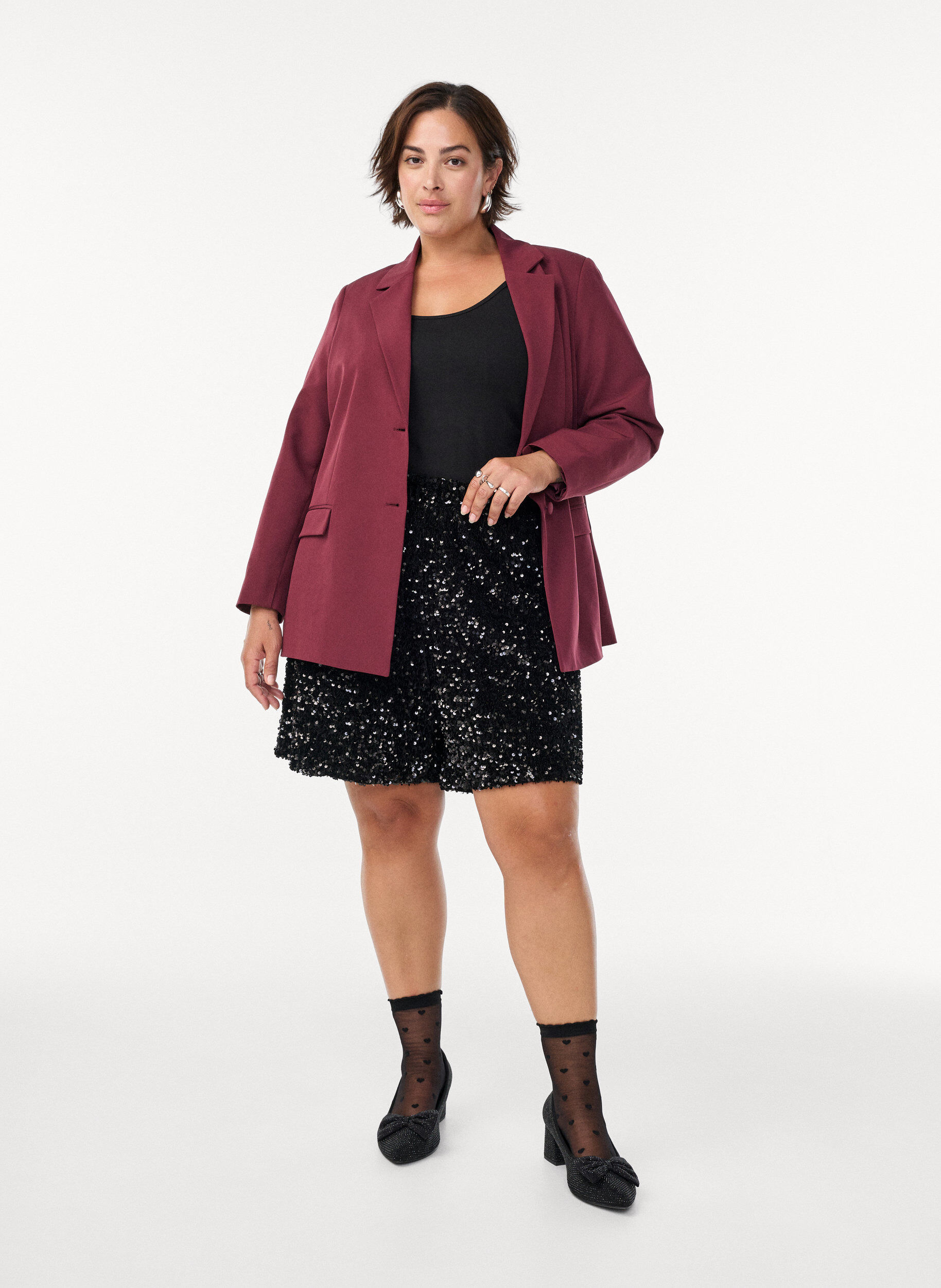 Zizzi Szorty z wysokim stanem, zdobione cekinami, Czarne, Model image number 1