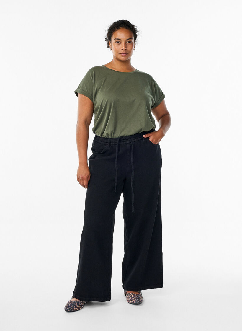 T-shirt z kr&oacute;tkim rekawem z mieszanki bawelny, Zielony, Model image number 1