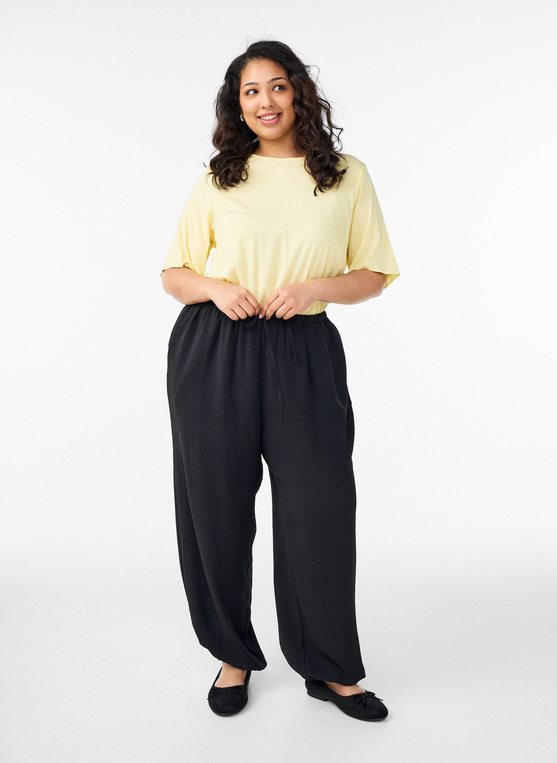 ZizziWlasciwa bluzka z kr&oacute;tkim rekawem i okraglym dekoltem, Ż&oacute;łty, Model image number 1