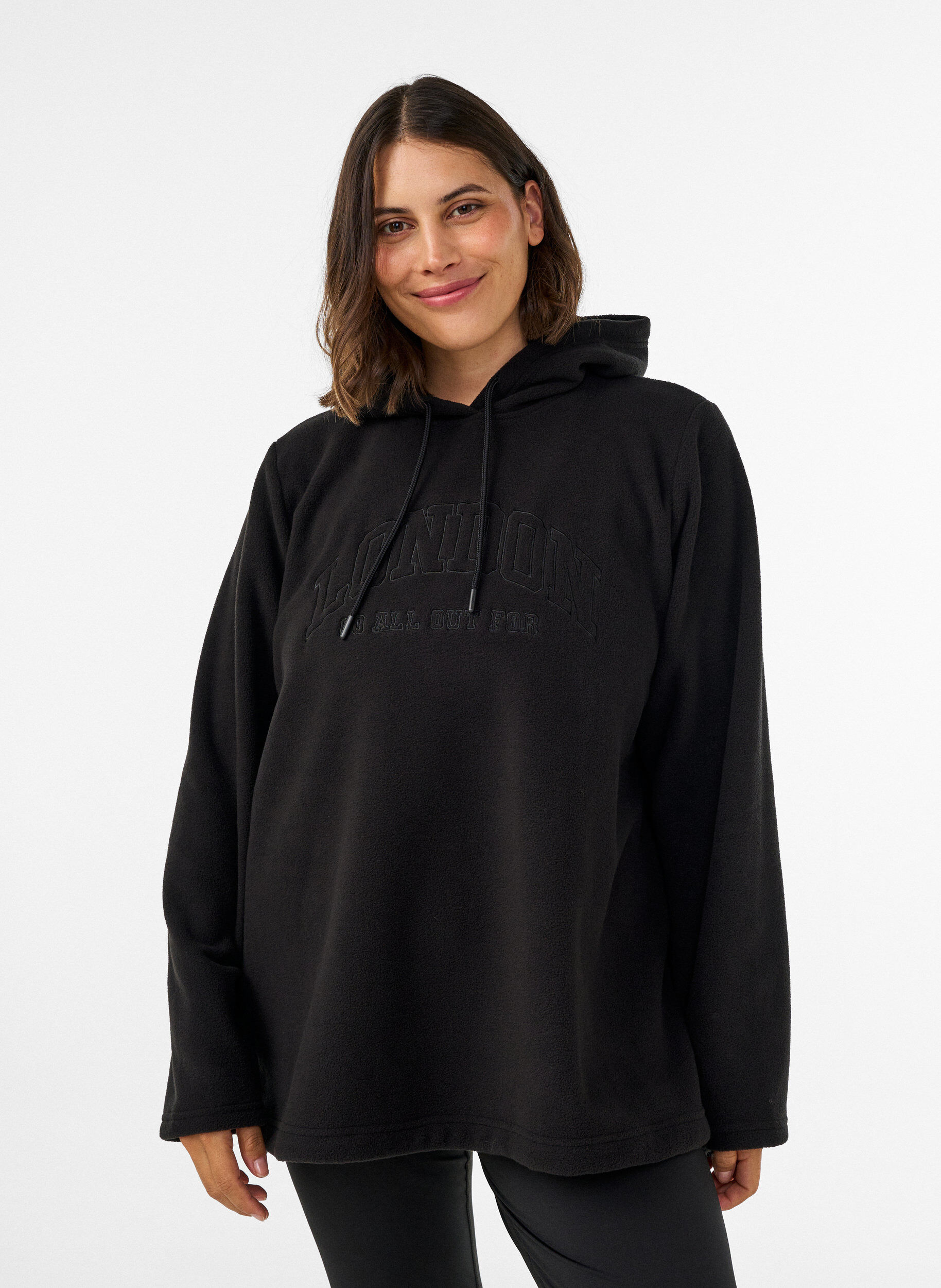 Bluza z kapturem z polaru z wysokim kolnierzem i haftowanym tekstem, Czarne, Model