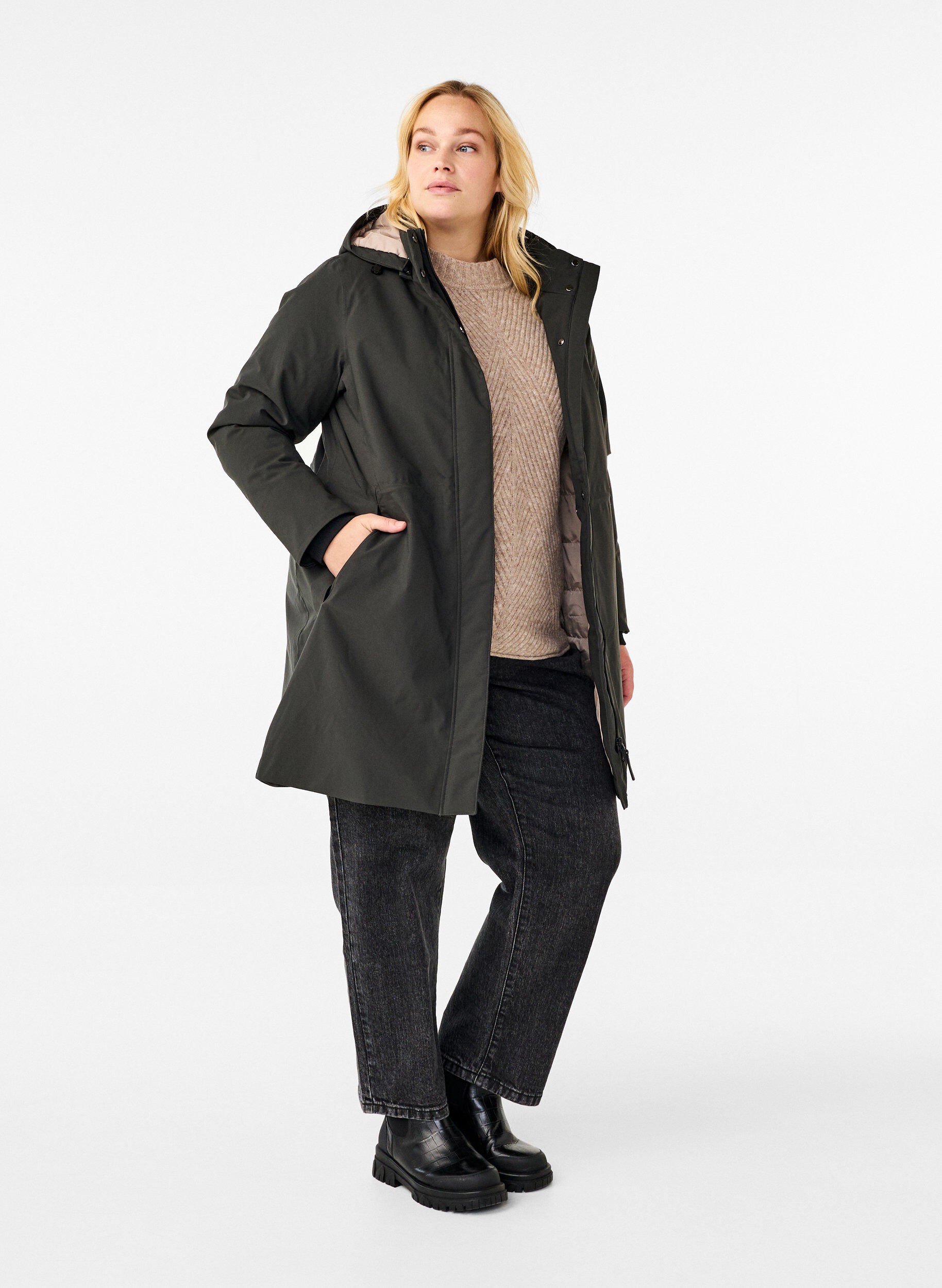 Zizzi Funkcjonalny zimowy plaszcz typu parka z kapturem, Raven, Model image number 2