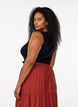 Dopasowany top z motywem, Czarne, Model image number 2