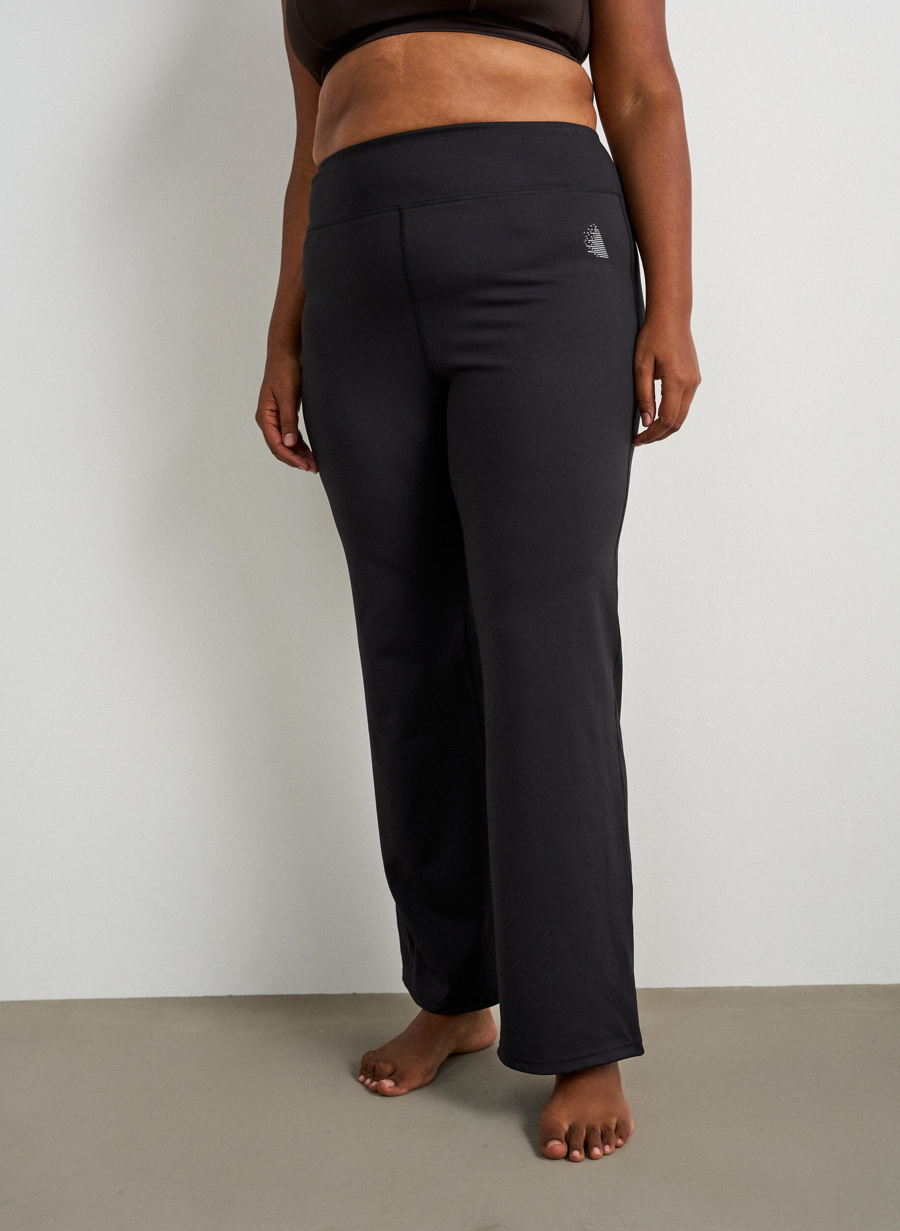 ZizziLegginsy treningowe bootcut z wysokim stanem, Czarne, Model image number 2