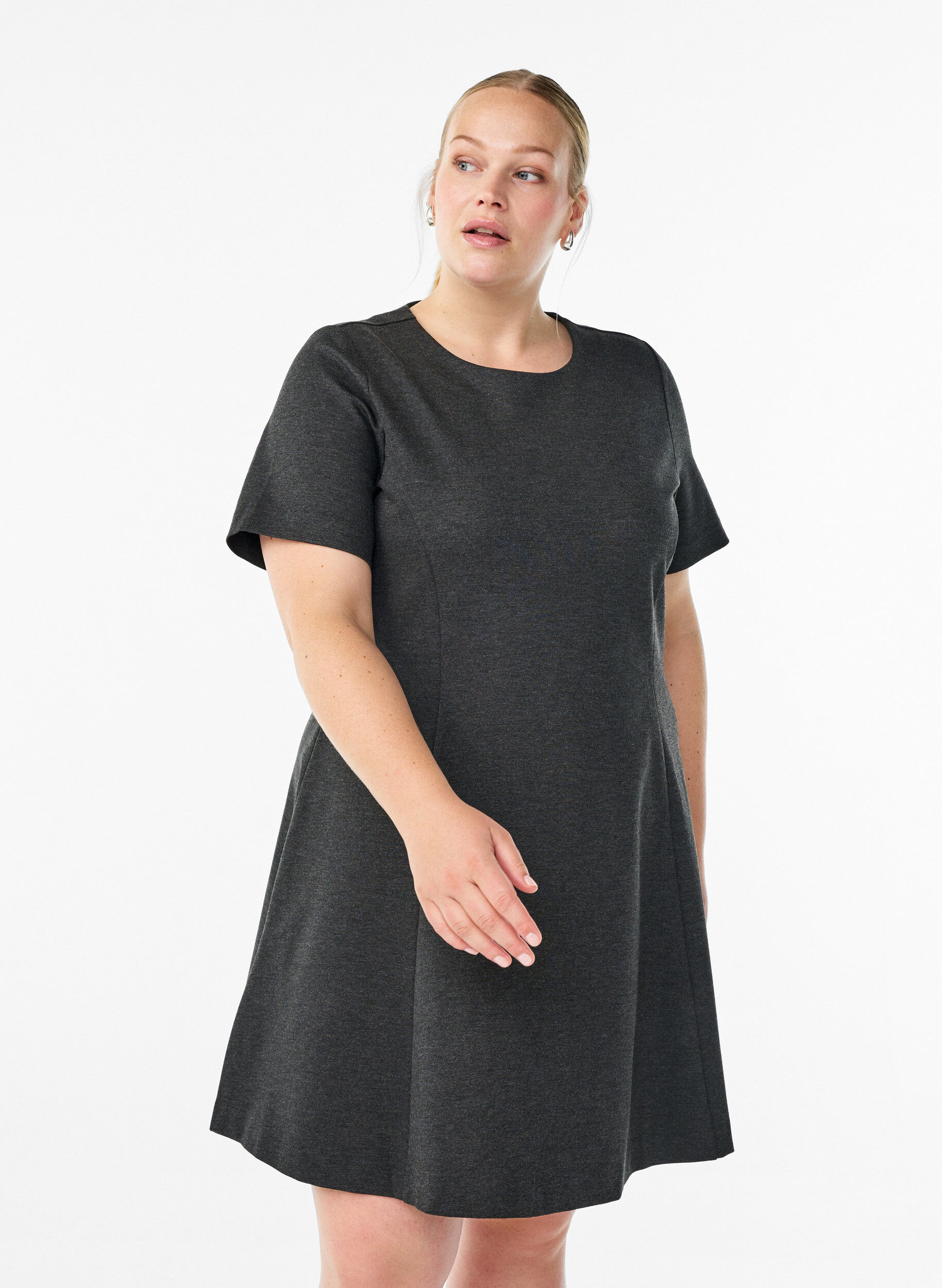 ZizziKr&oacute;tka sukienka z dzianiny o kroju w ksztalcie litery A, Ciemnoszary, Model image number 0