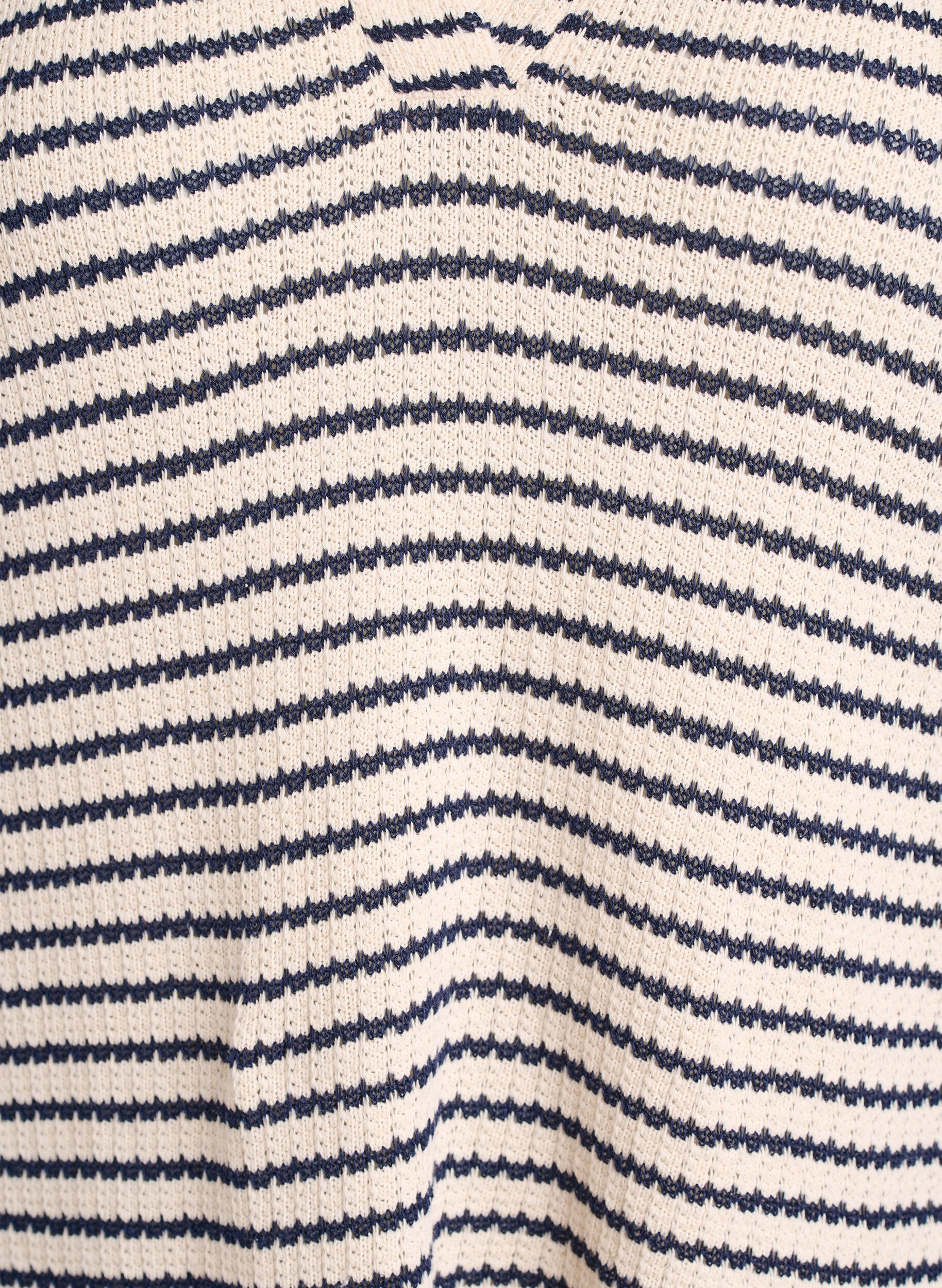 Zizzi Dzianinowa bluzka w paski z kolnierzykiem i dekoltem V, Beżowy, Packshot image number 2