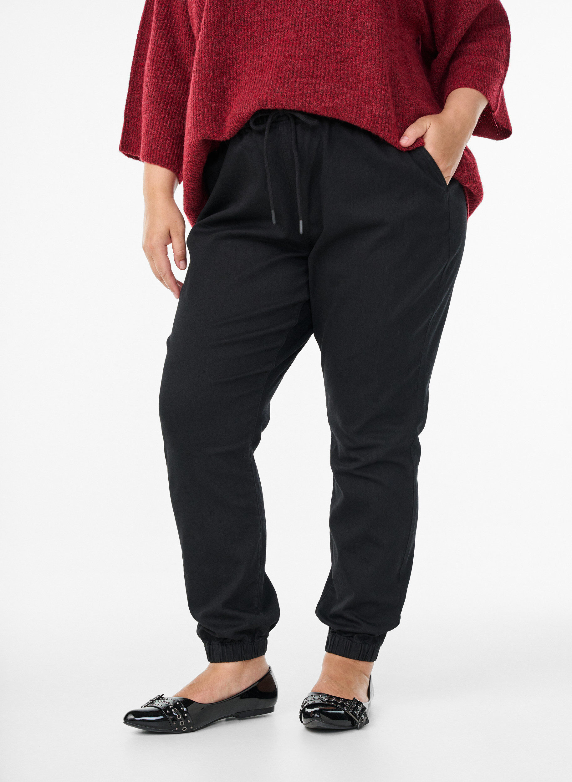 ZizziJeansowe joggery z kieszeniami, Czarne, Model image number 2