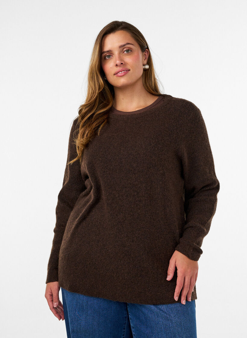 Melanzowa bluzka z dzianiny z okraglym dekoltem, Brązowy, Model image number 0