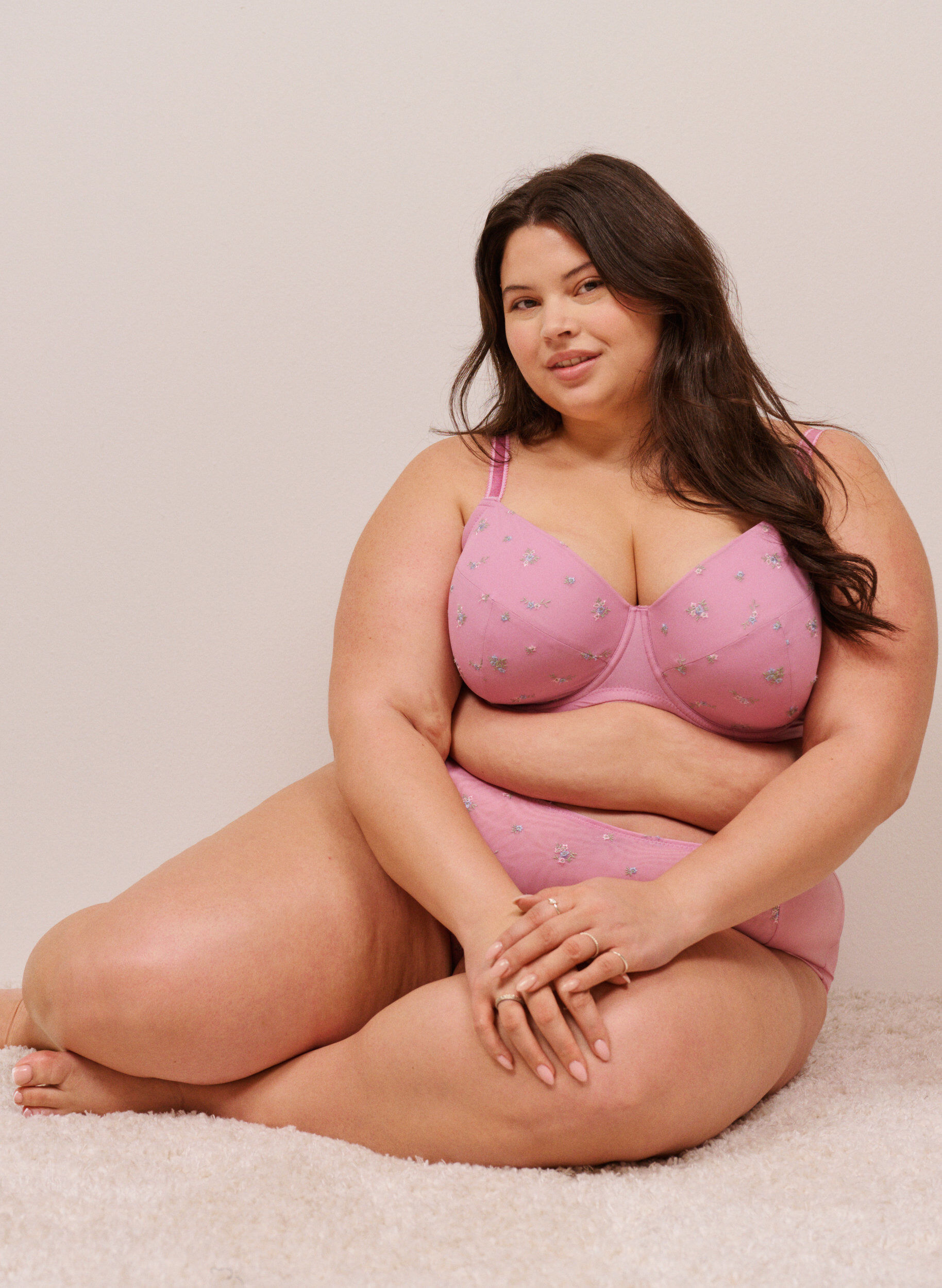 Zizzi Biustonosz z podszewka, siateczka i kwiatowym haftem, R&oacute;żowy, Image image number 0