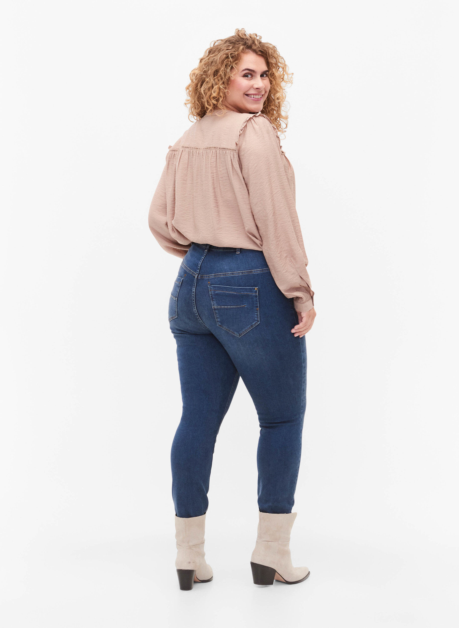 Zizzi Bardzo waskie jeansy Amy z wysokim stanem, Blue denim, Model image number 1
